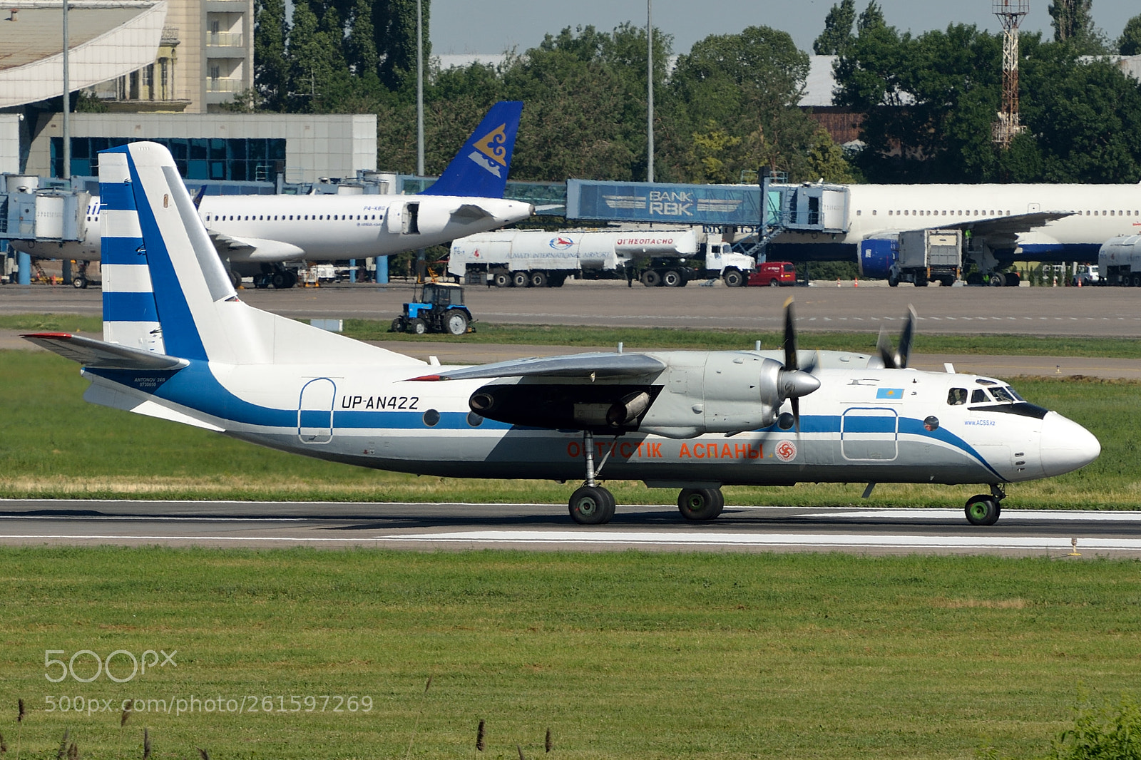 Nikon D5100 sample photo. Photo collection of aircraft photography