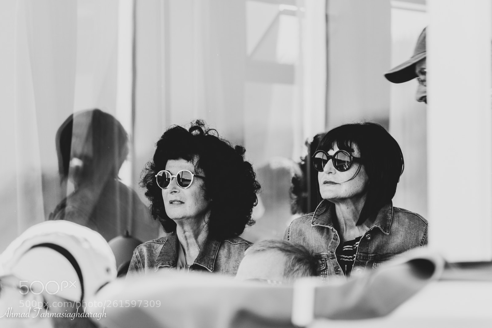 Canon EOS 750D (EOS Rebel T6i / EOS Kiss X8i) sample photo. Danube women. photography