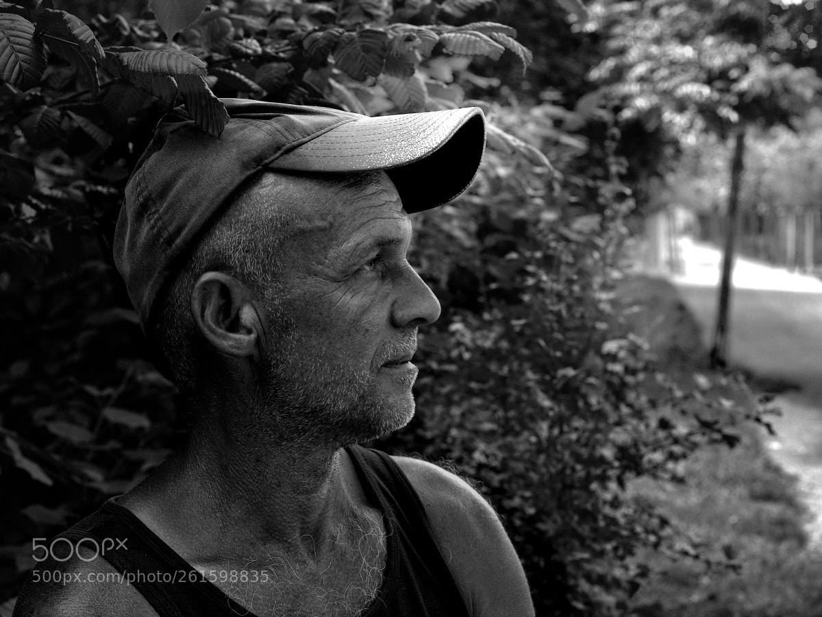 Canon EOS 6D sample photo. City worker photography