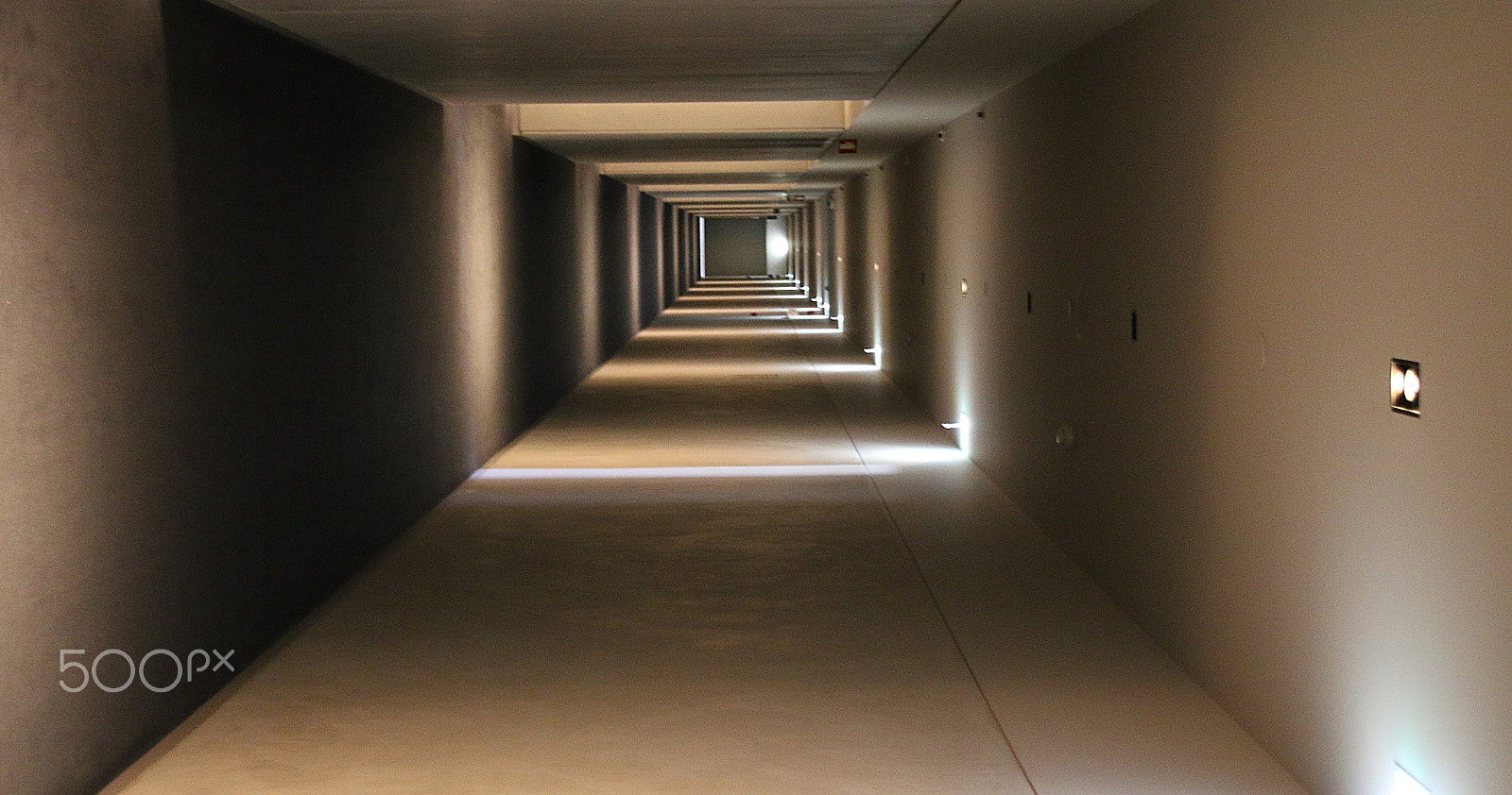 Canon EOS 70D sample photo. Tunel photography