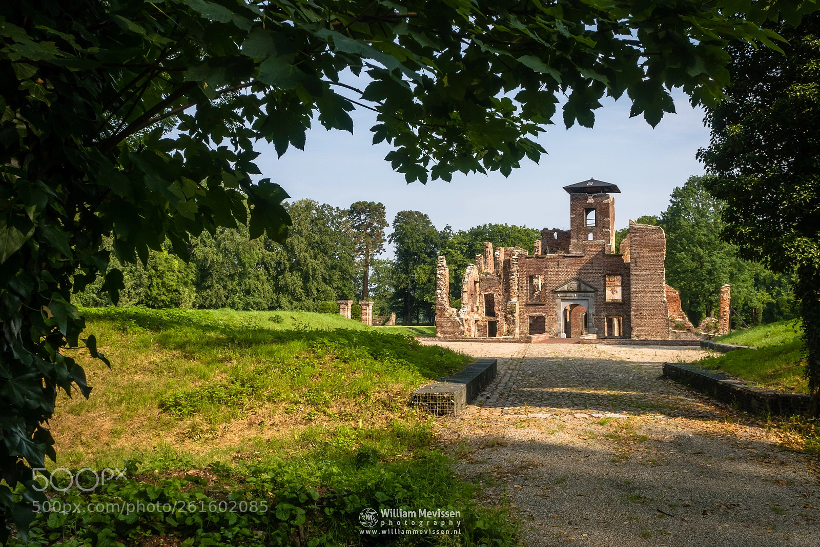 Canon PowerShot G7 X Mark II sample photo. Castle ruin bleijenbeek photography