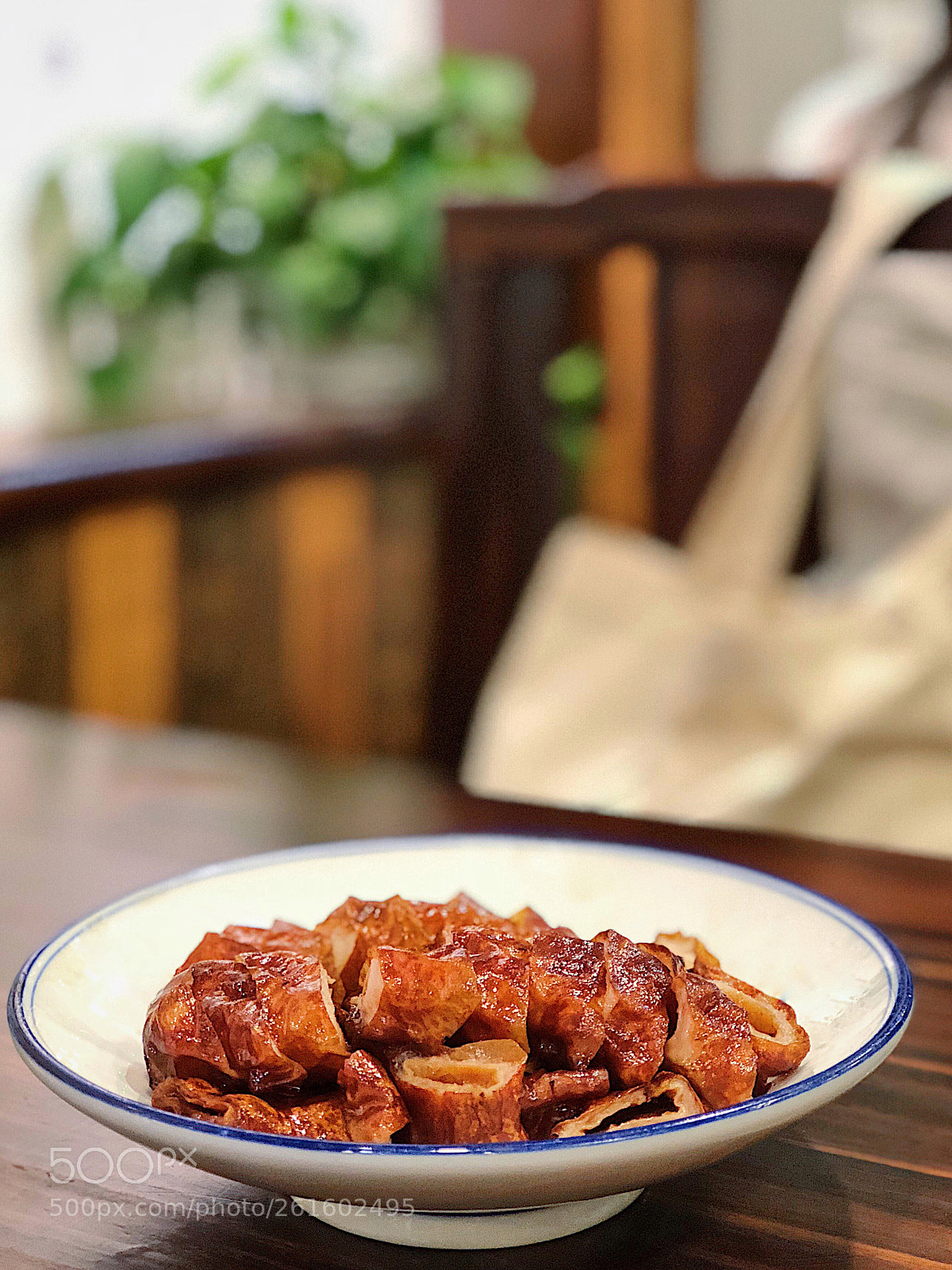 Apple iPhone 8 Plus sample photo. 脆皮大肠 photography