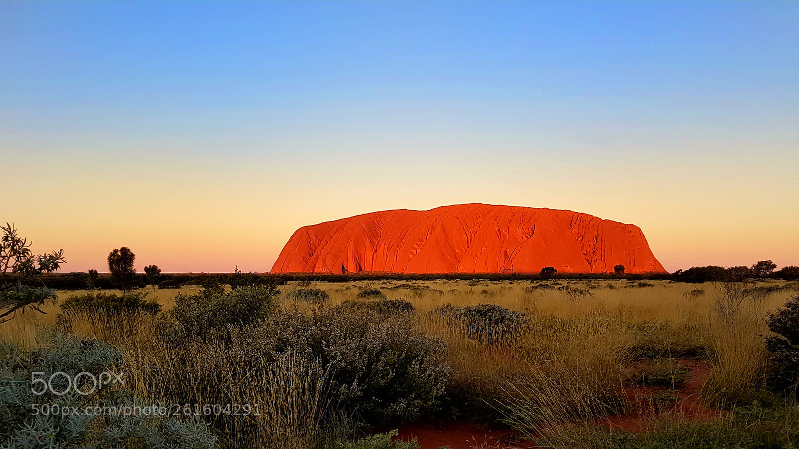 Samsung Galaxy S7 Edge sample photo. Uluru sunrise photography
