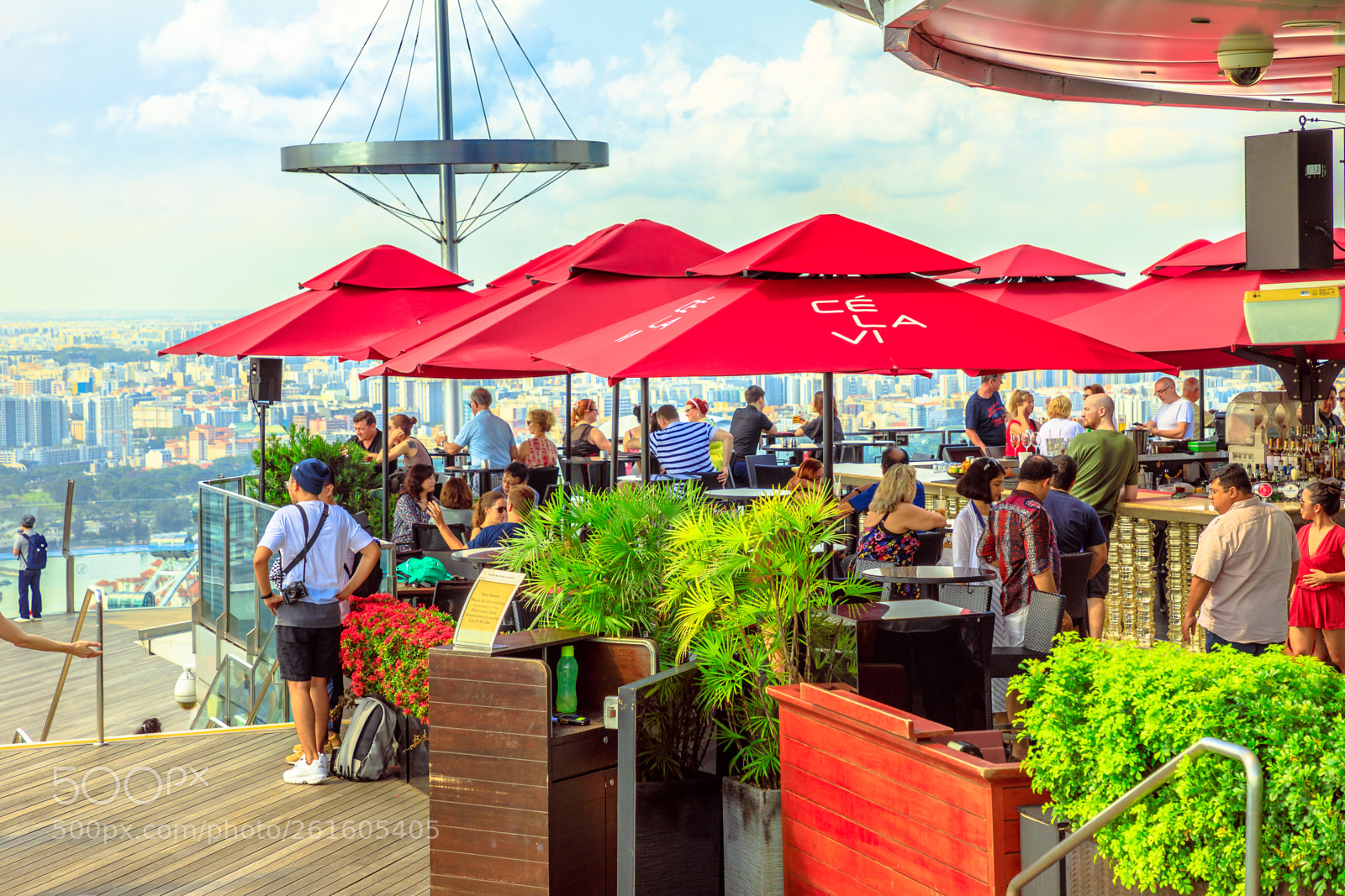 Canon EOS 5D Mark IV sample photo. Singapore skypark observation deck photography