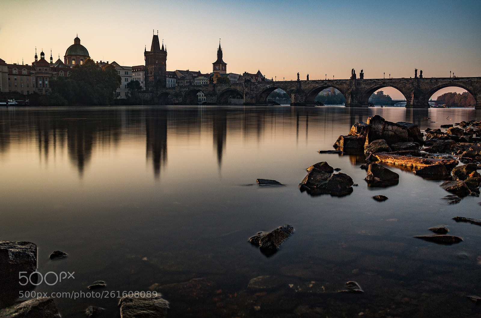 Canon EOS 100D (EOS Rebel SL1 / EOS Kiss X7) sample photo. Charles bridge photography