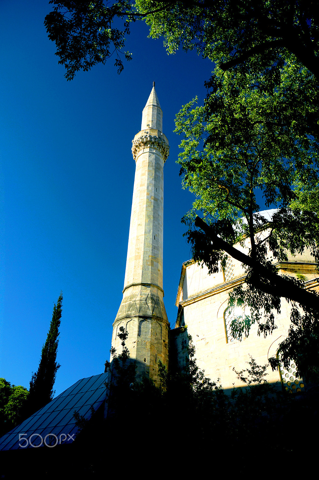 Sony Alpha NEX-6 sample photo. Muezzin from minaret calls to pray photography