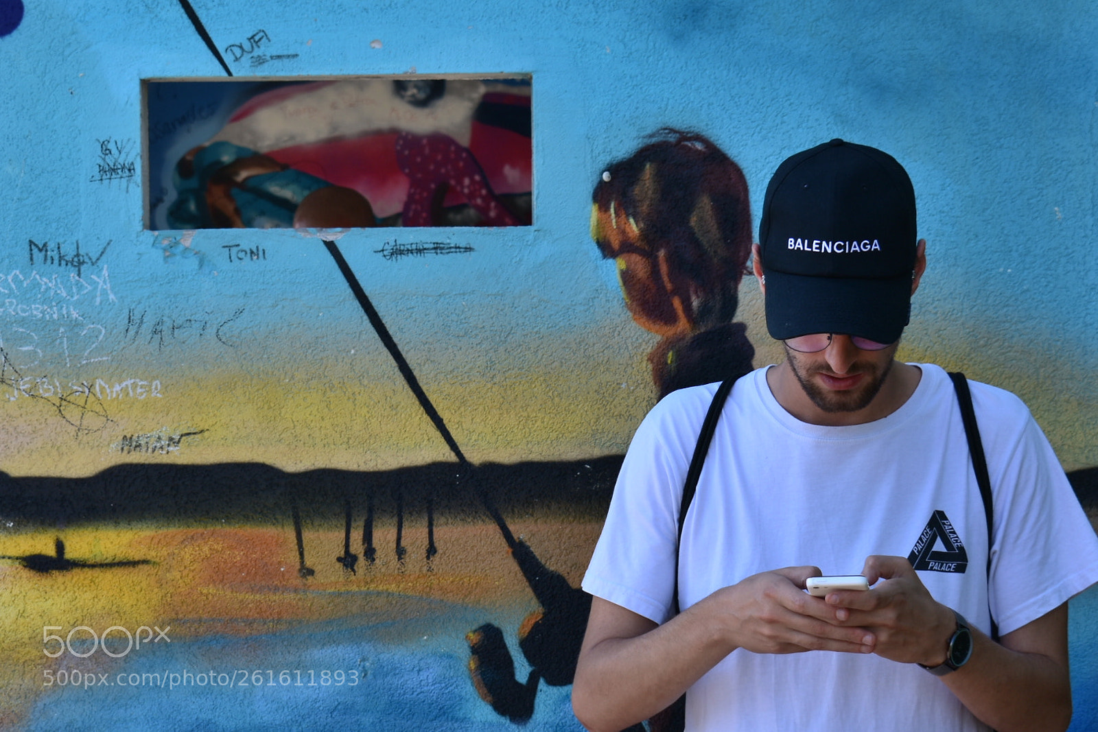 Nikon D3400 sample photo. While waiting photography