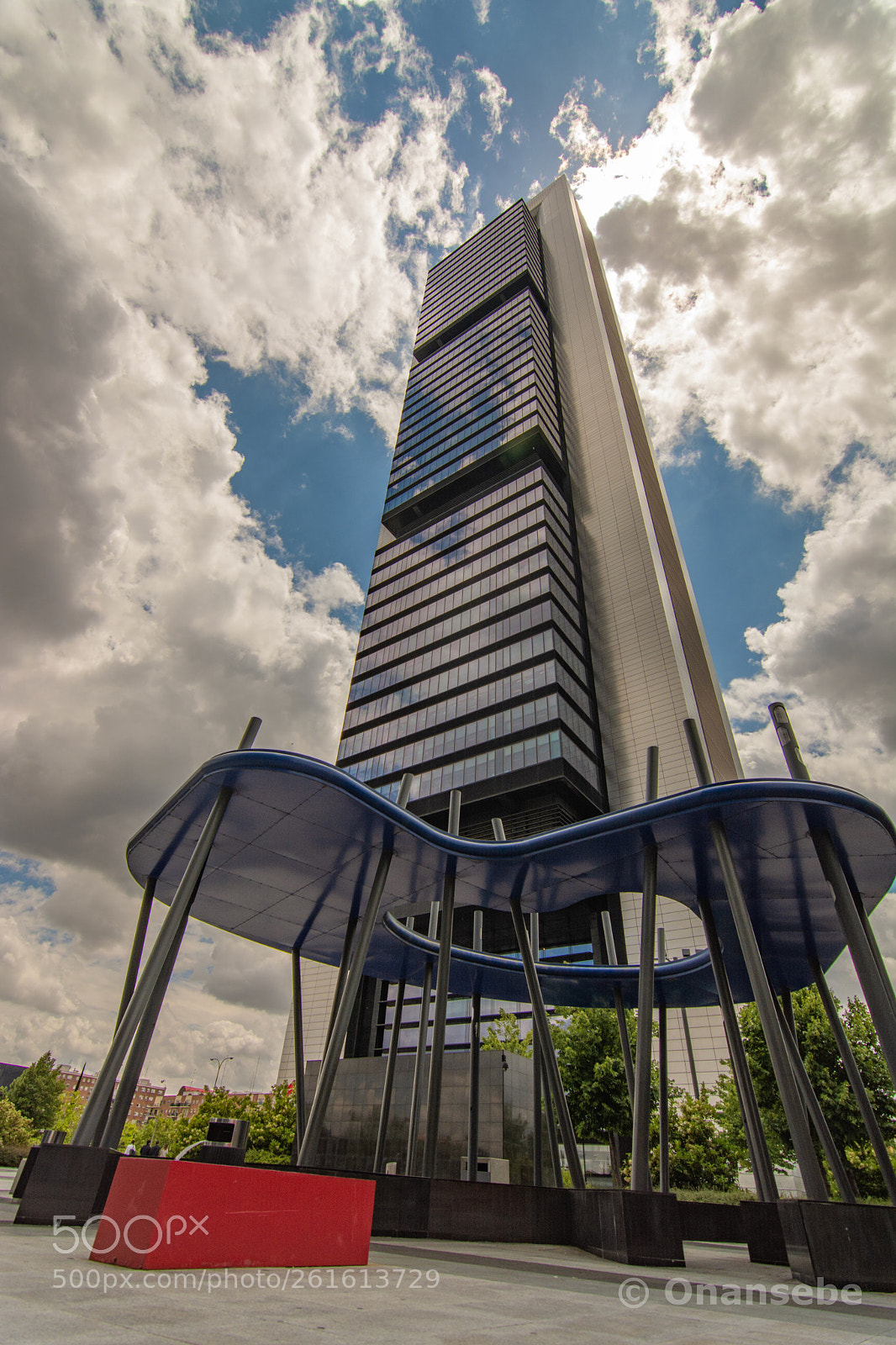 Nikon D5200 sample photo. Torre cepsa  photography