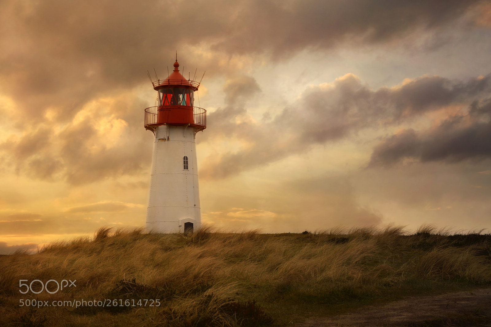 Nikon D5200 sample photo. Sunset at the lighthouse photography