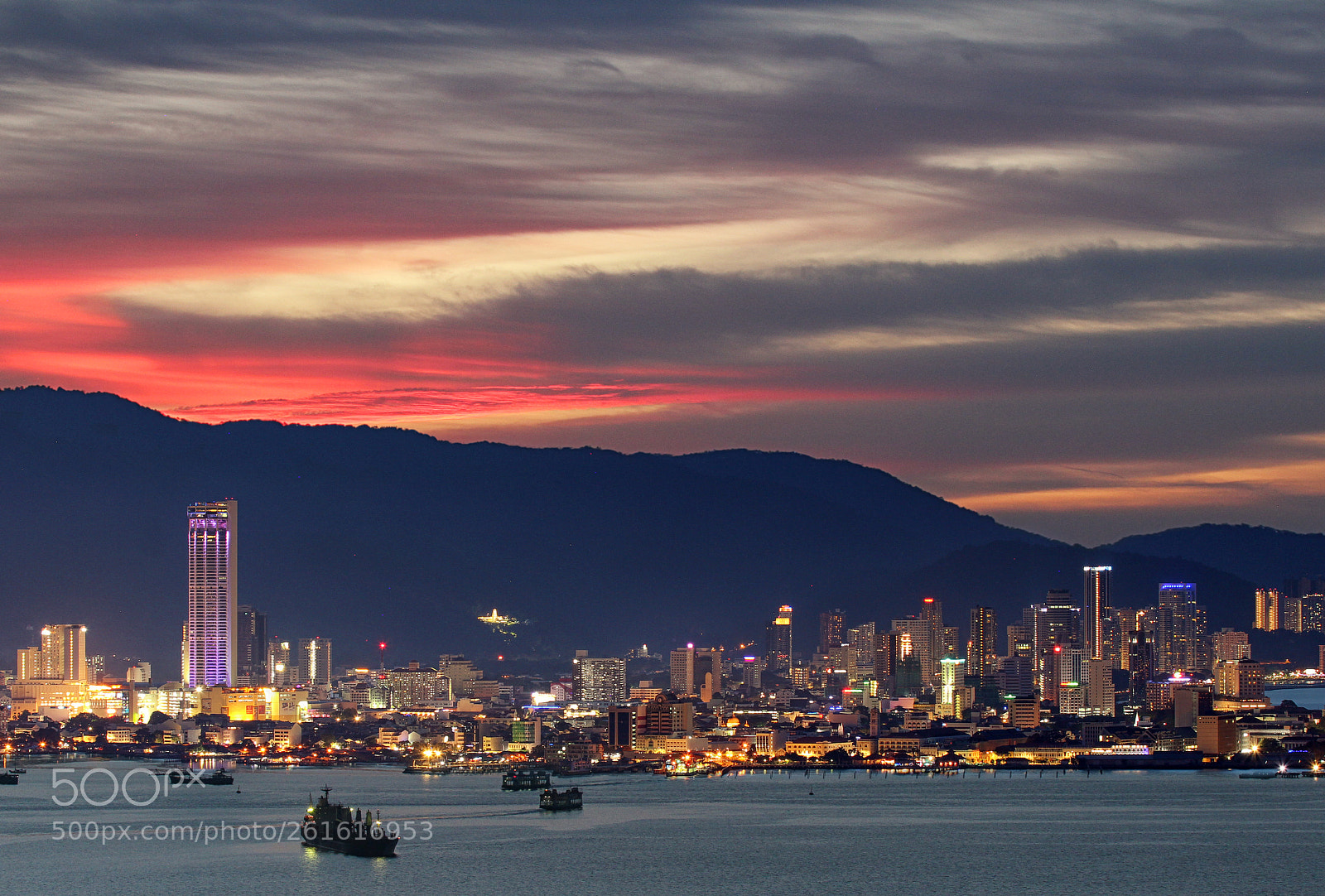 Canon EOS 600D (Rebel EOS T3i / EOS Kiss X5) sample photo. Colorful sunset photography
