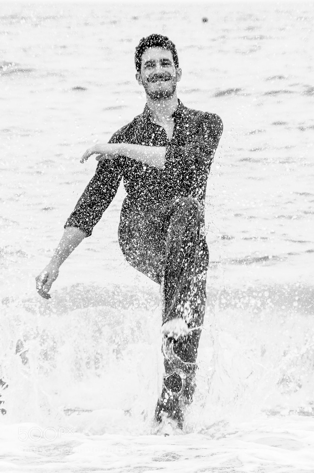 Nikon D300 sample photo. Water pointillism photography