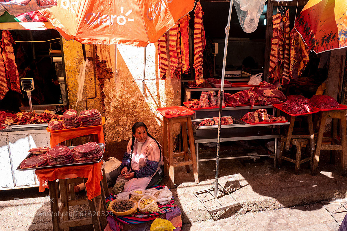 Leica Q (Typ 116) sample photo. Market corner photography