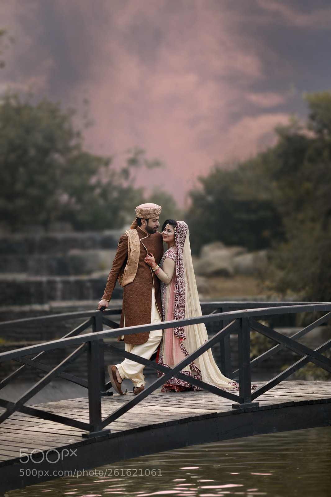 Canon EOS 5D Mark IV sample photo. The wedding day photography