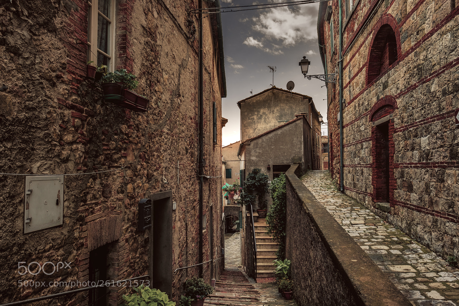 Fujifilm X-T2 sample photo. Italian hill town photography