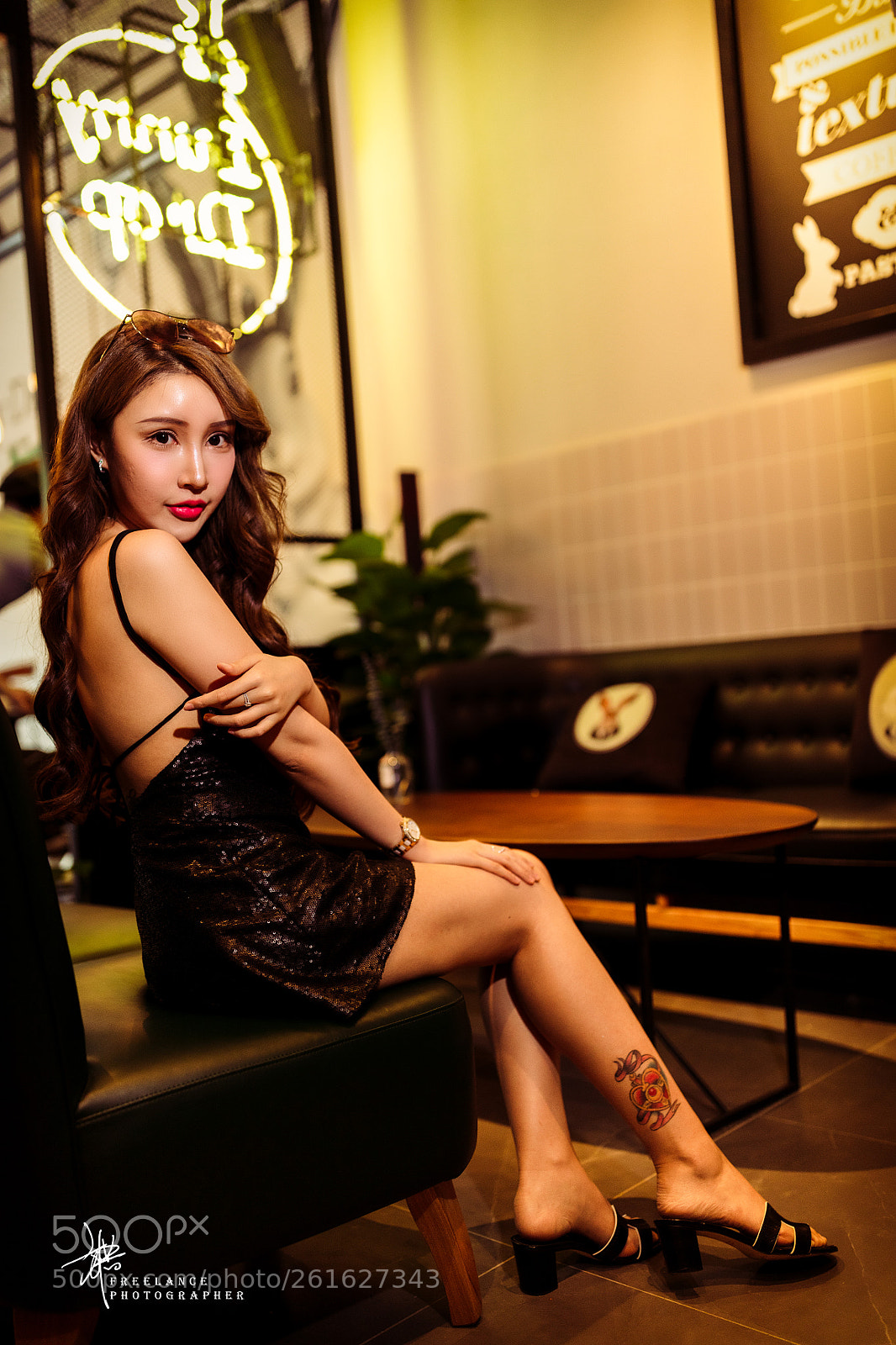 Canon EOS 5DS sample photo. 咖啡馆 photography
