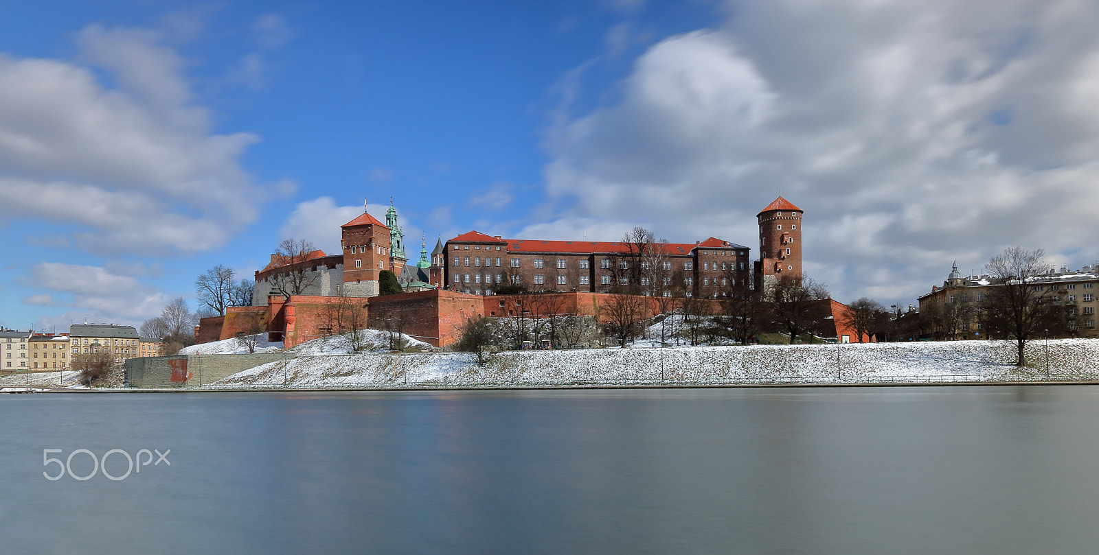 Canon EOS 750D (EOS Rebel T6i / EOS Kiss X8i) sample photo. Wawel castle in krakow, poland, winter time photography