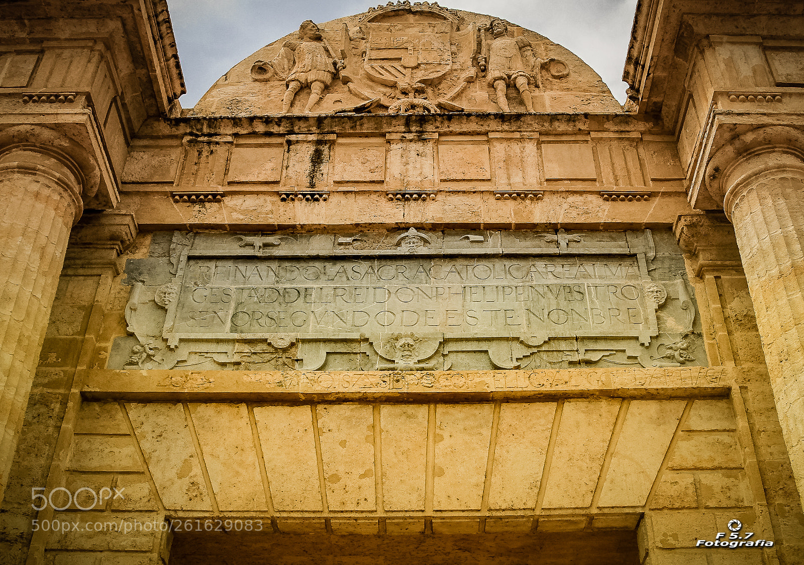 Canon EOS 7D sample photo. Puerta del puente photography