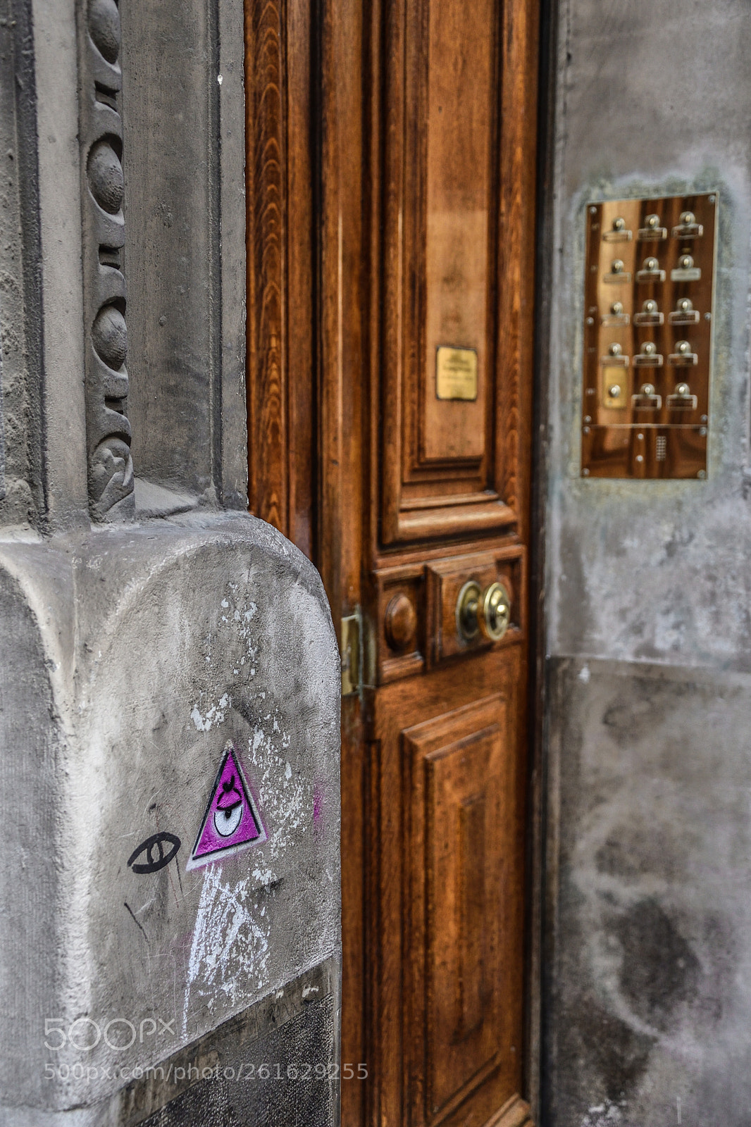 Nikon D5600 sample photo. Street art illuminati photography