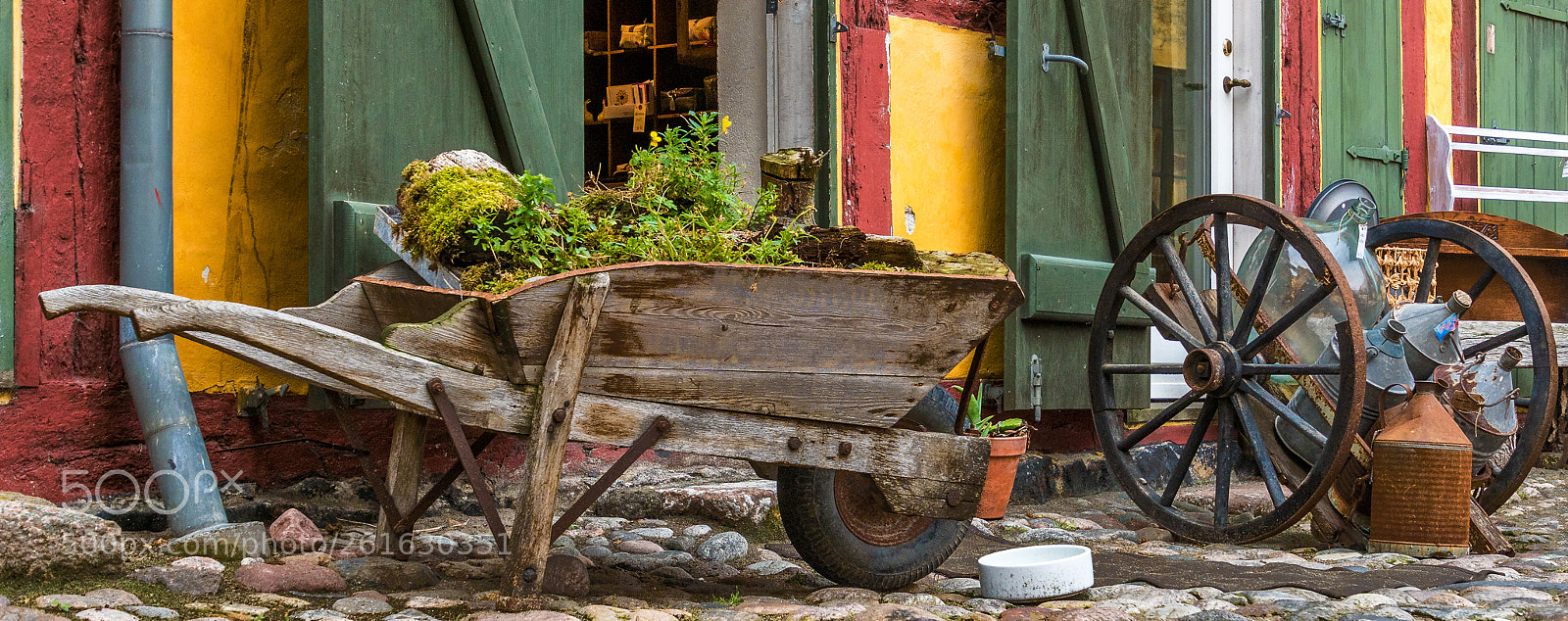 Sony ILCA-77M2 sample photo. Wooden wheelbarrow photography