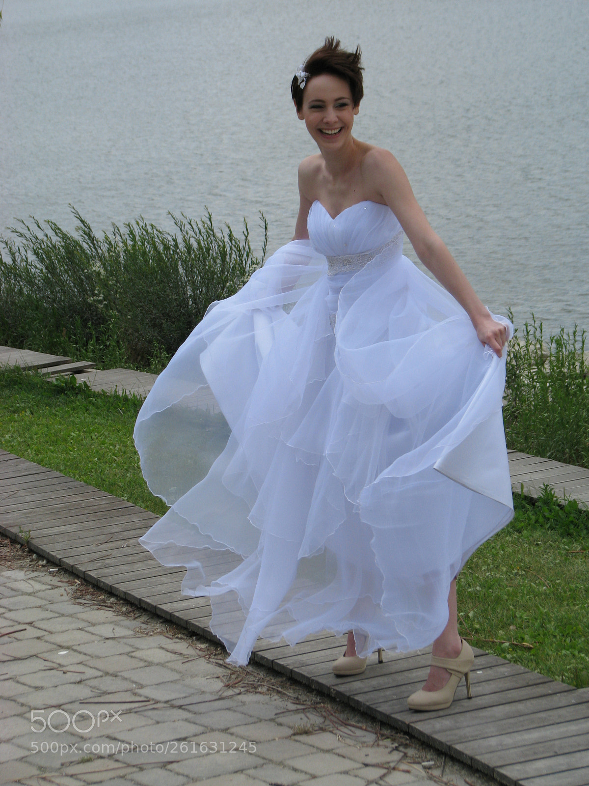 Canon POWERSHOT S5 IS sample photo. Bride photography