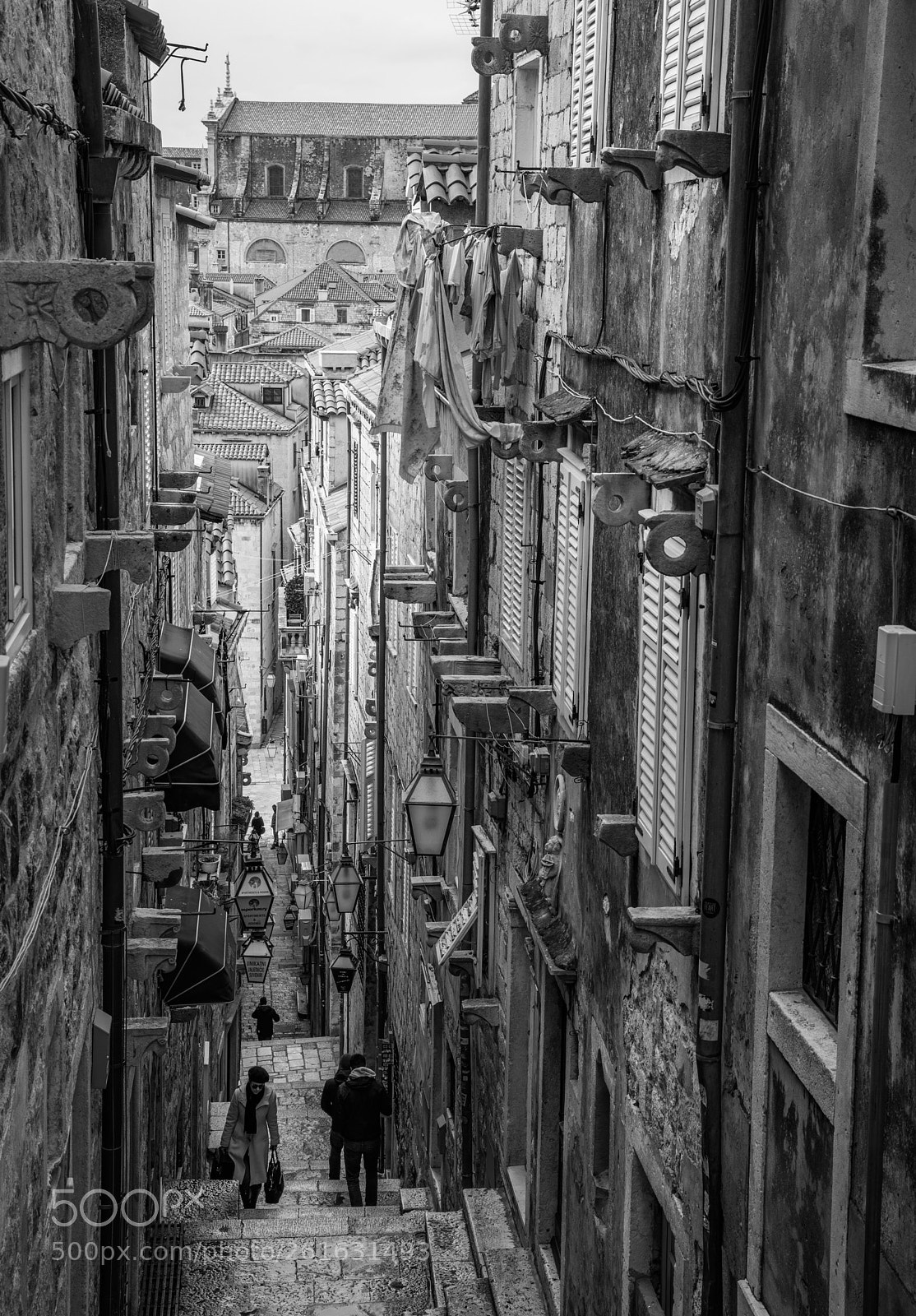 Canon EOS 5D Mark IV sample photo. Inside the walled city photography