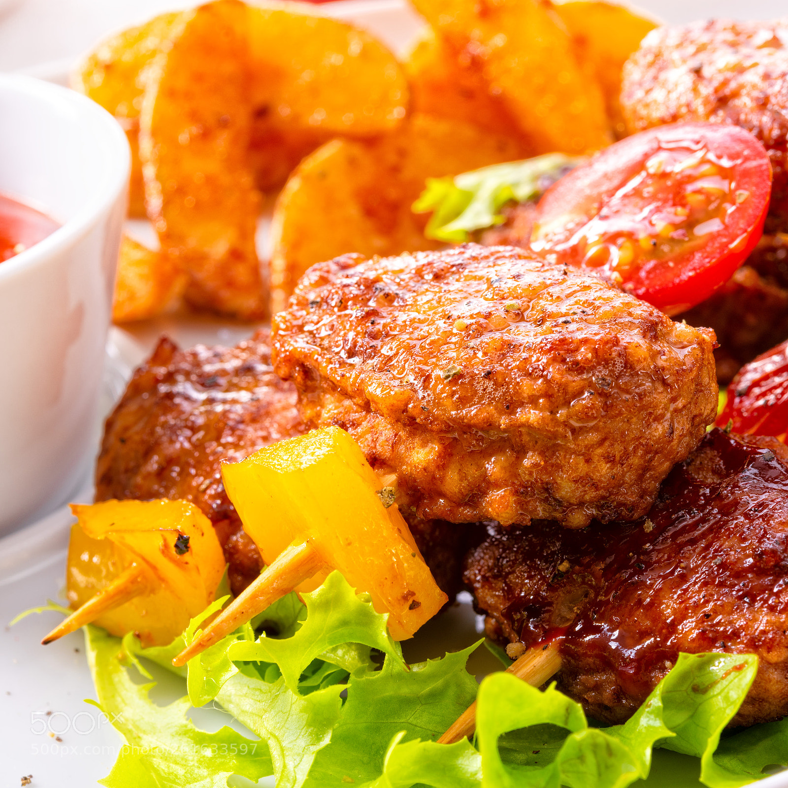 Nikon D810 sample photo. Meatballs skewers of tomato photography