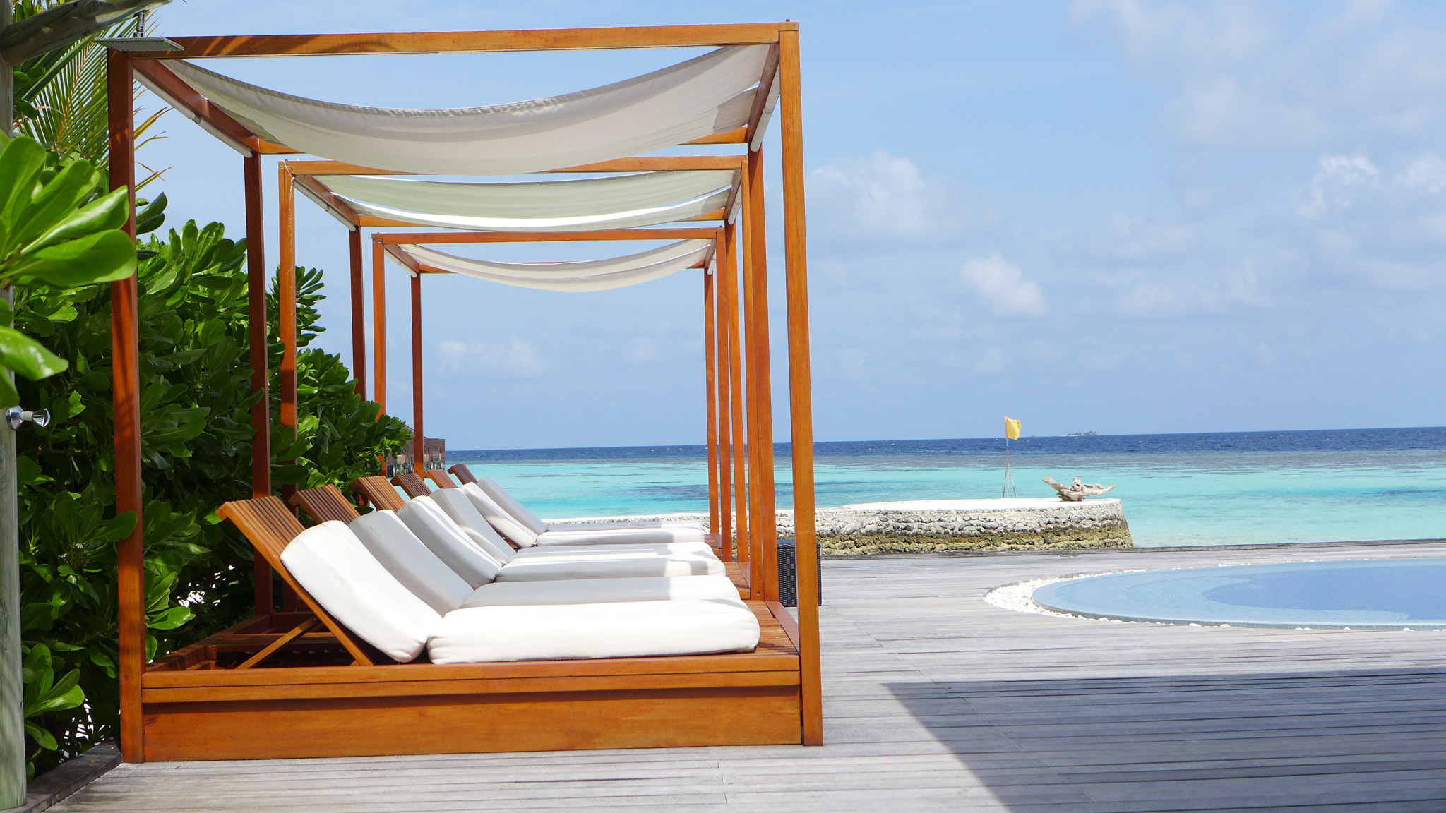 Leica D-Lux 6 sample photo. Maldives paradise, indian ocean, luxury resort photography