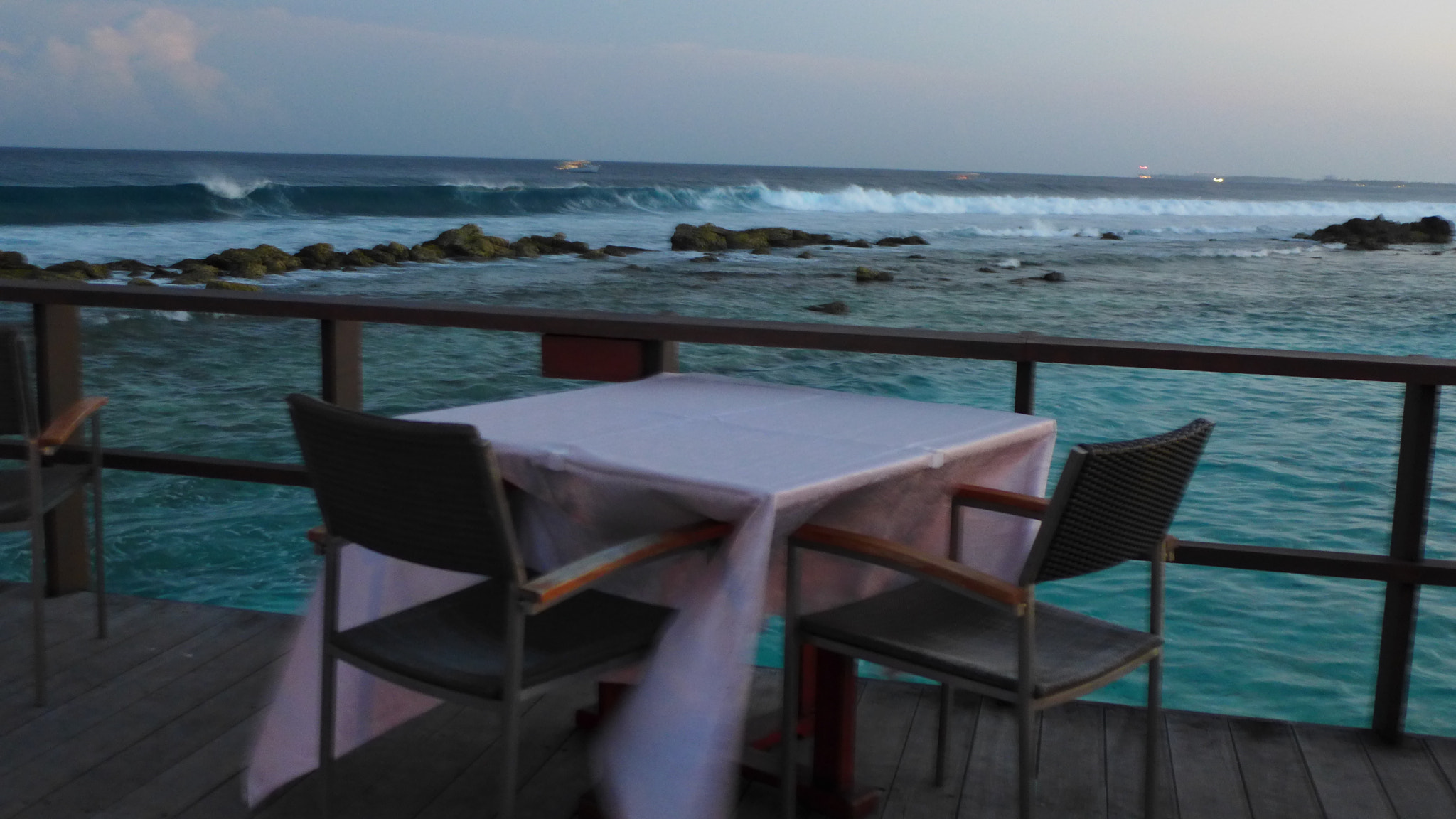 Leica D-Lux 6 sample photo. Maldives paradise, indian ocean, luxury resort photography
