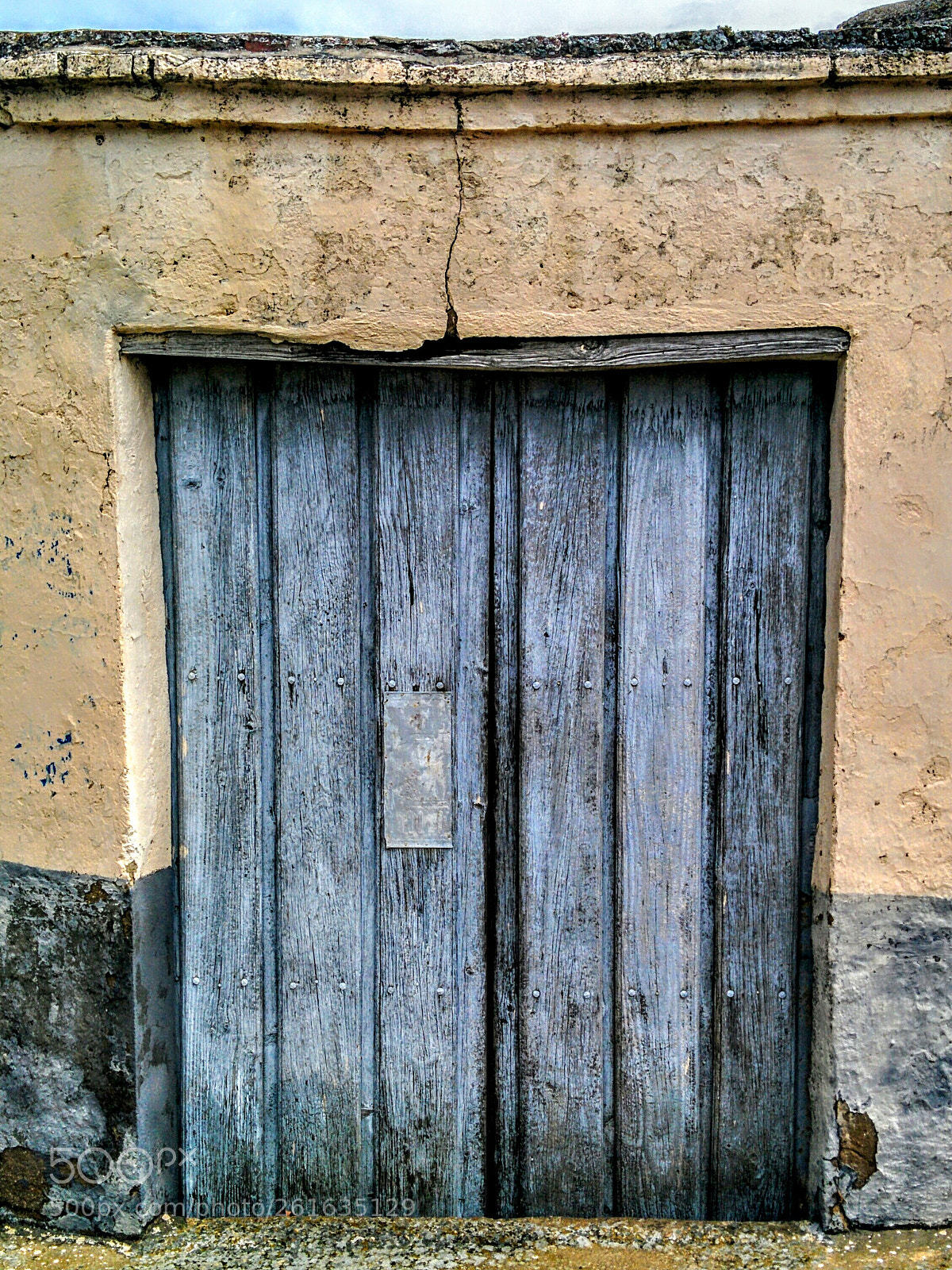 LG Nexus 5 sample photo. Blue door photography