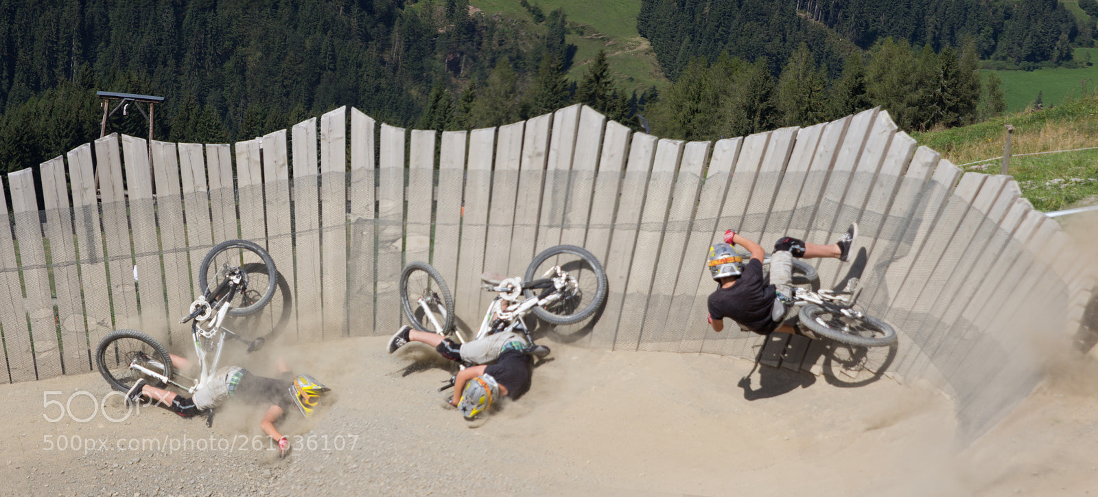 Canon EOS 60D sample photo. Bikecrash photography