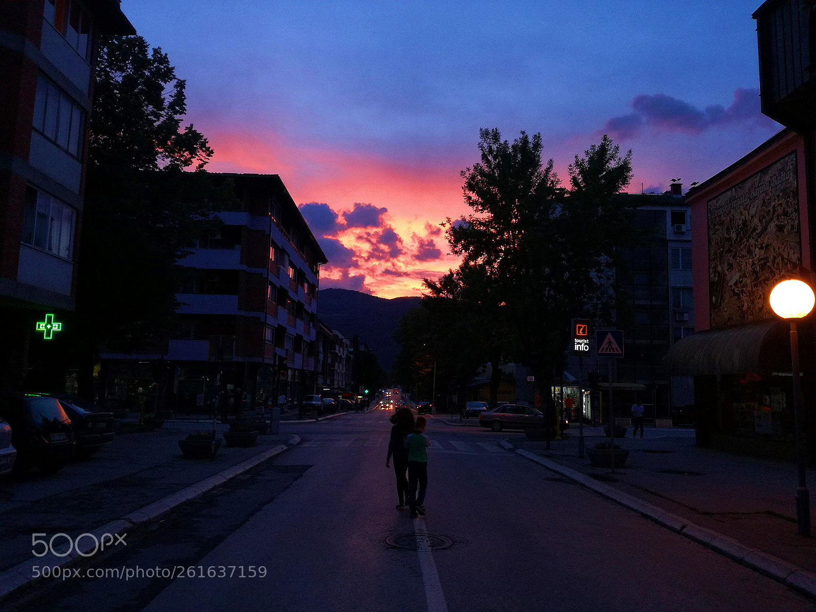 HUAWEI P9 LITE sample photo. Town lights photography