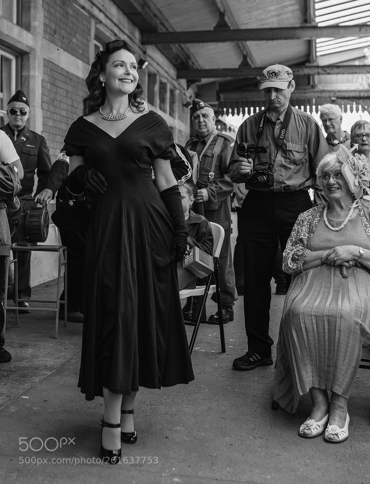 Nikon D610 sample photo. 1940's fashion photography