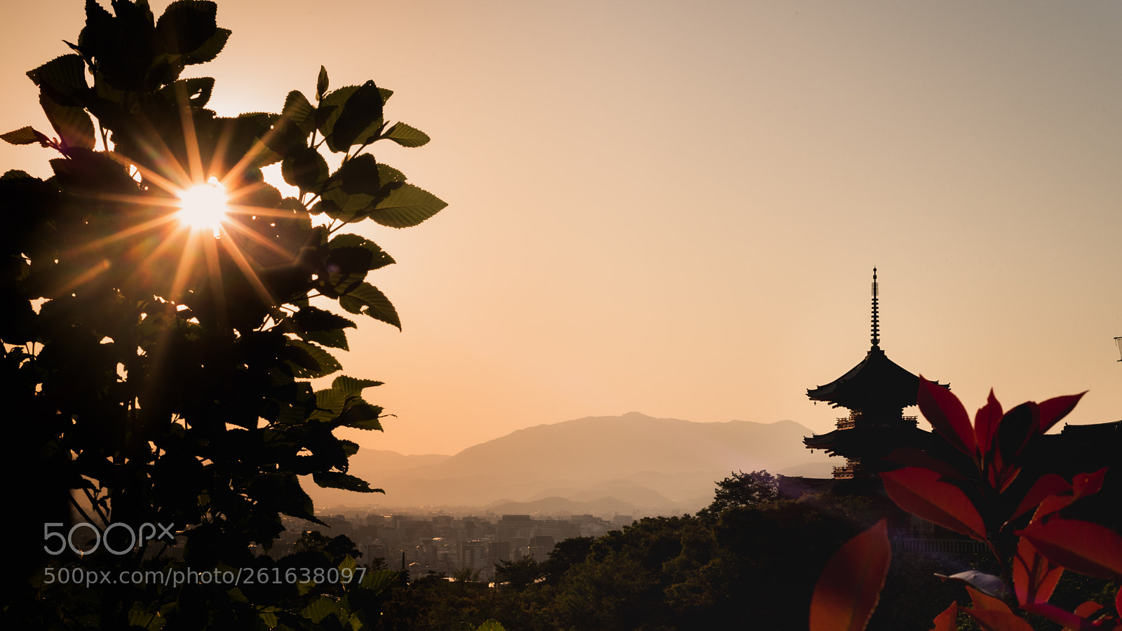 Nikon D750 sample photo. Sunset on kiyomizu-dera photography