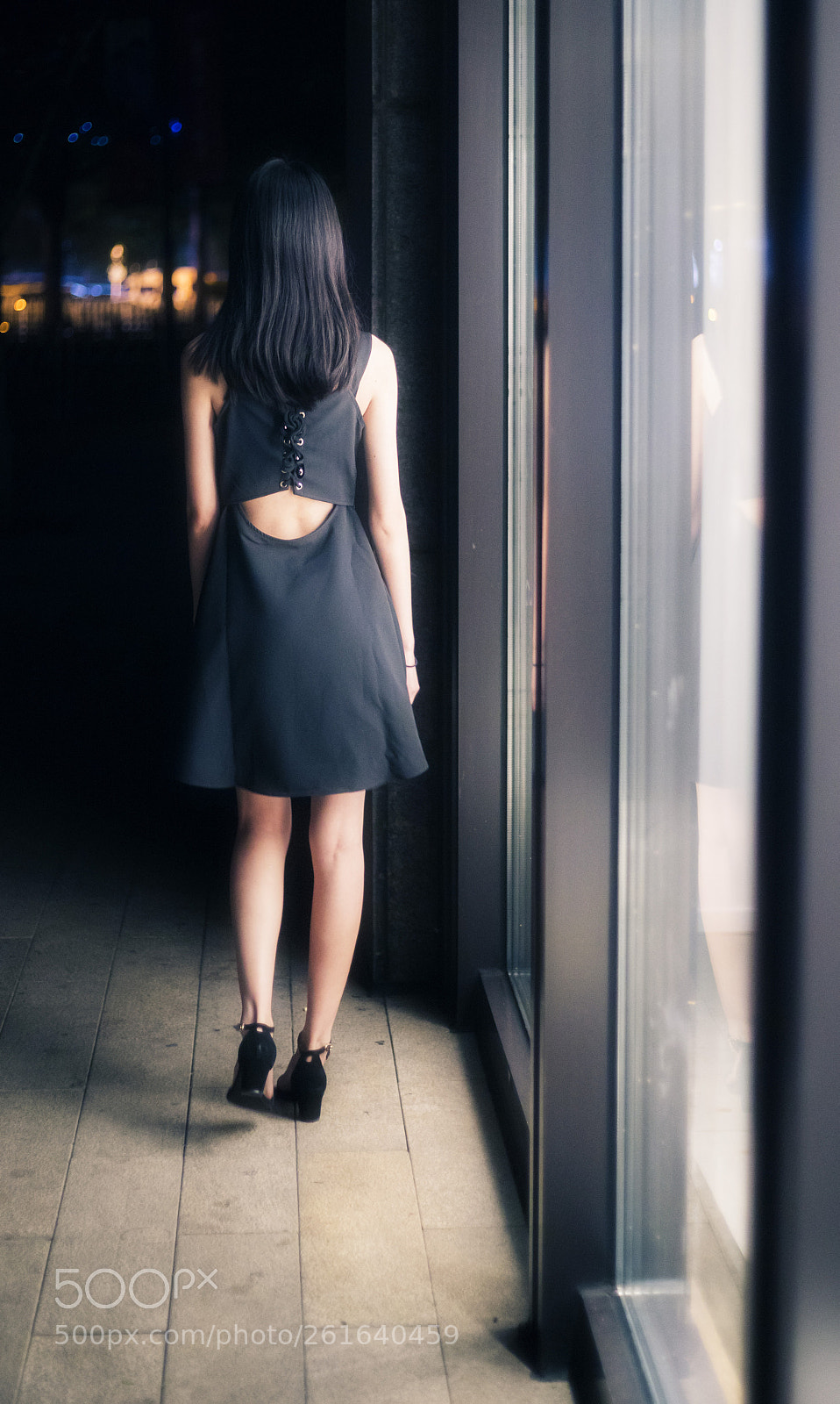 Canon EOS 5D Mark IV sample photo. Away photography