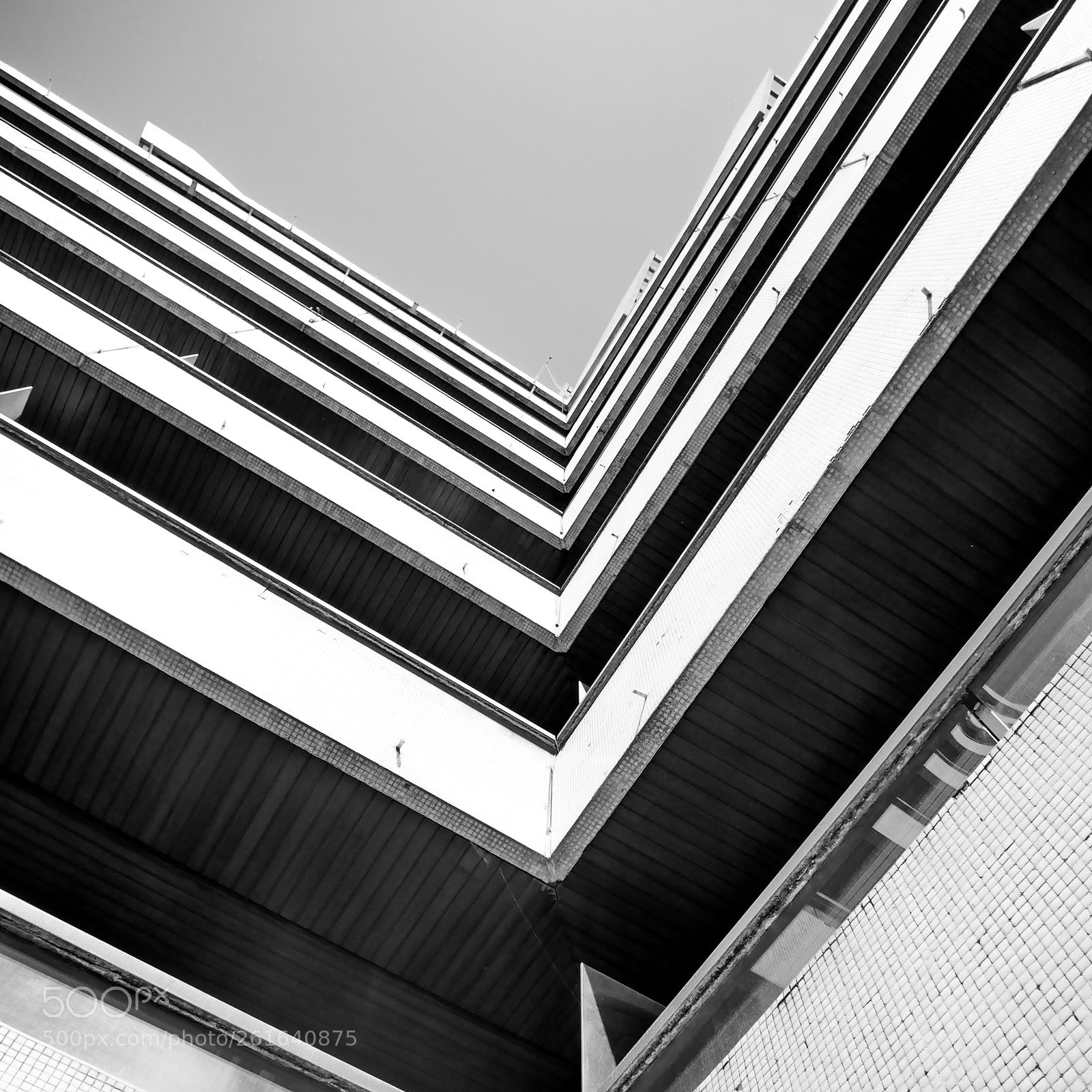 Panasonic Lumix DMC-GX85 (Lumix DMC-GX80 / Lumix DMC-GX7 Mark II) sample photo. Graphique photography