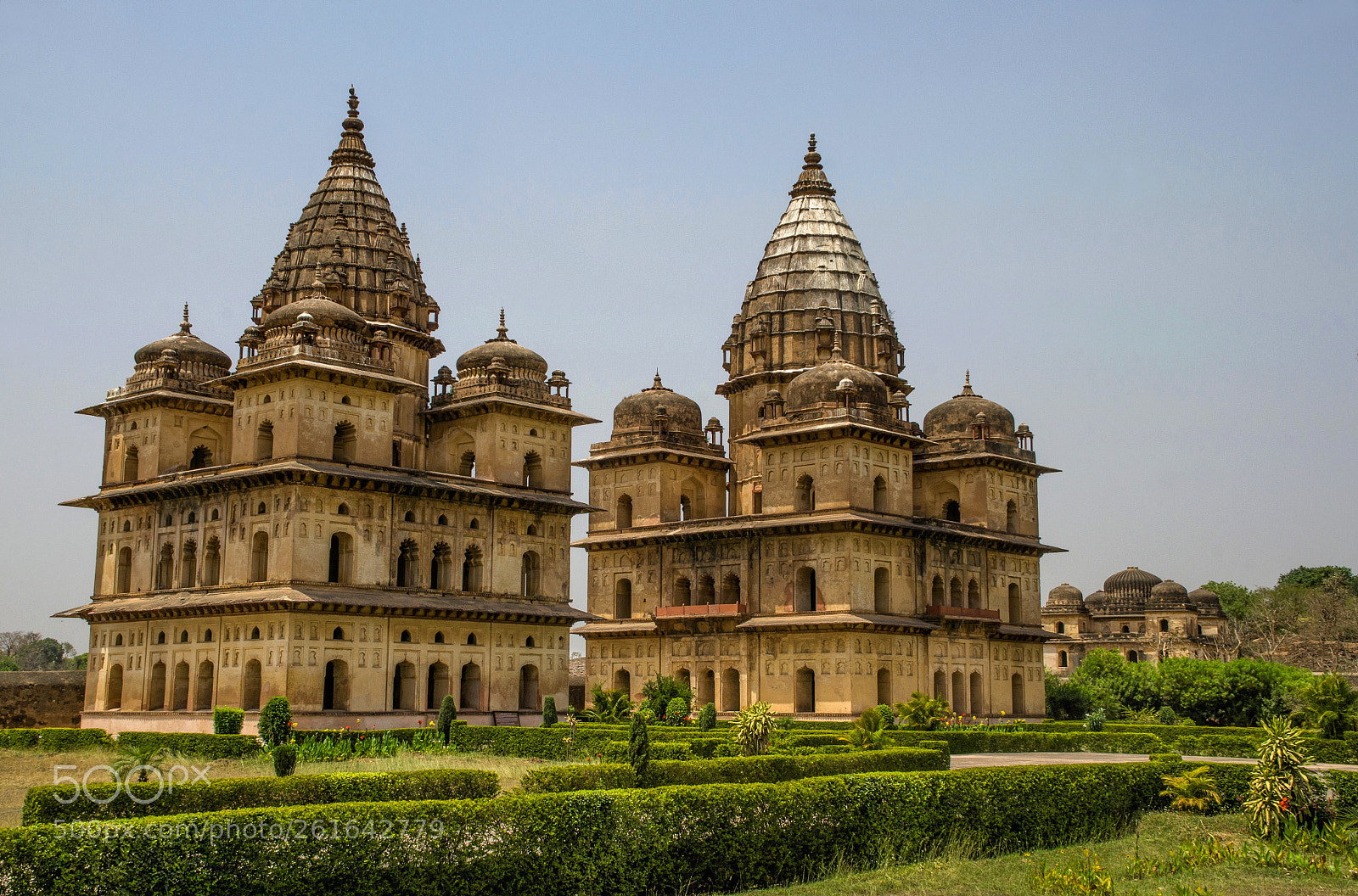 Nikon D7000 sample photo. Chhatris cenotaphs photography