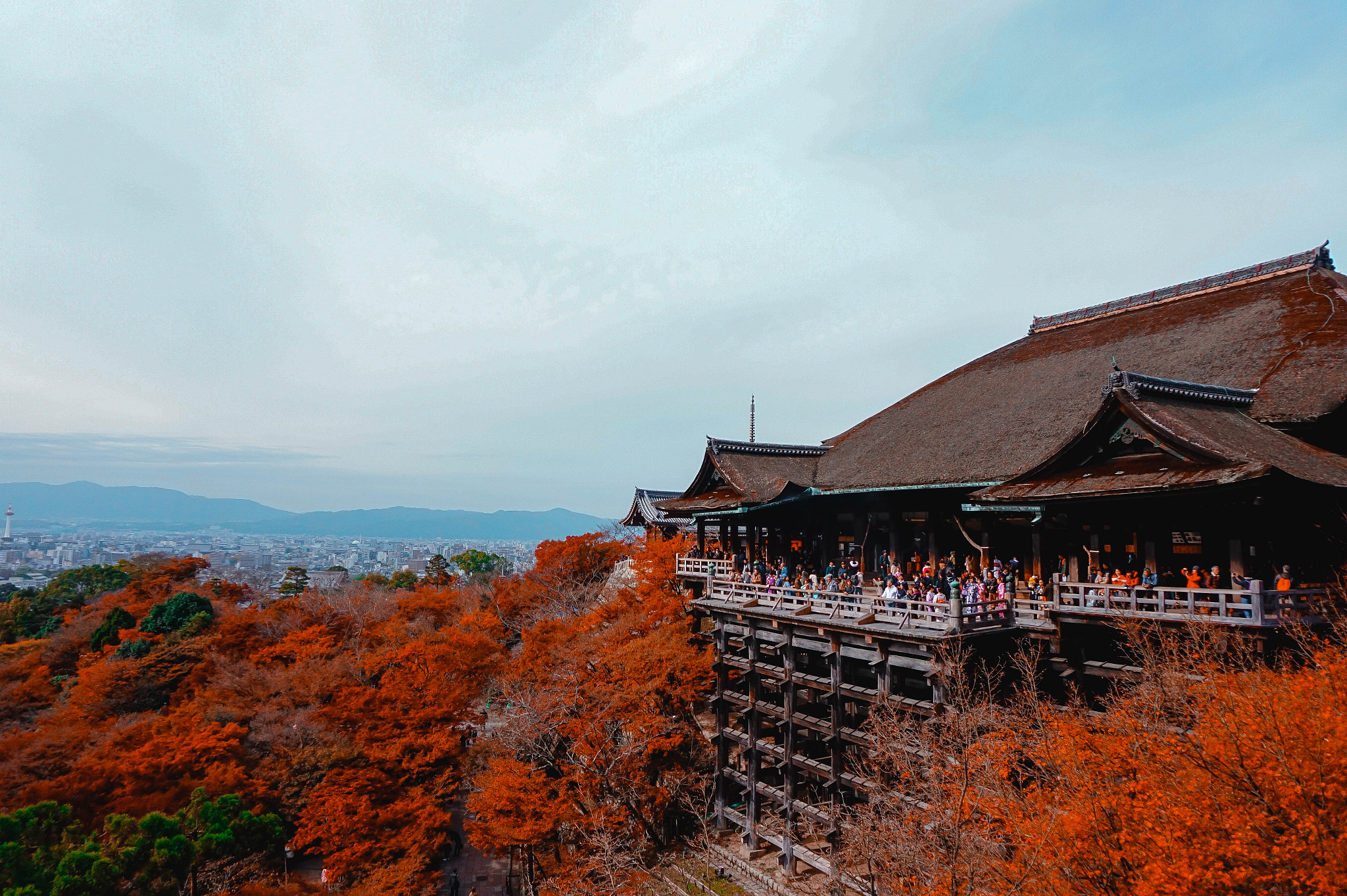 Sony Alpha a5000 (ILCE 5000) sample photo. Kiyumizudera temple photography