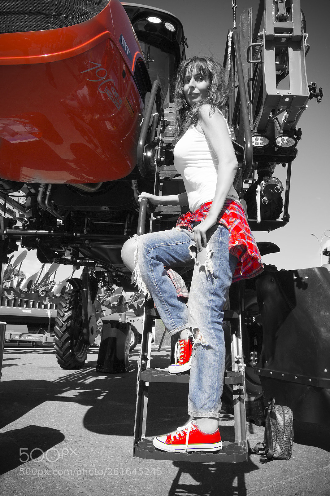 Nikon D3100 sample photo. Girl on the tractor photography