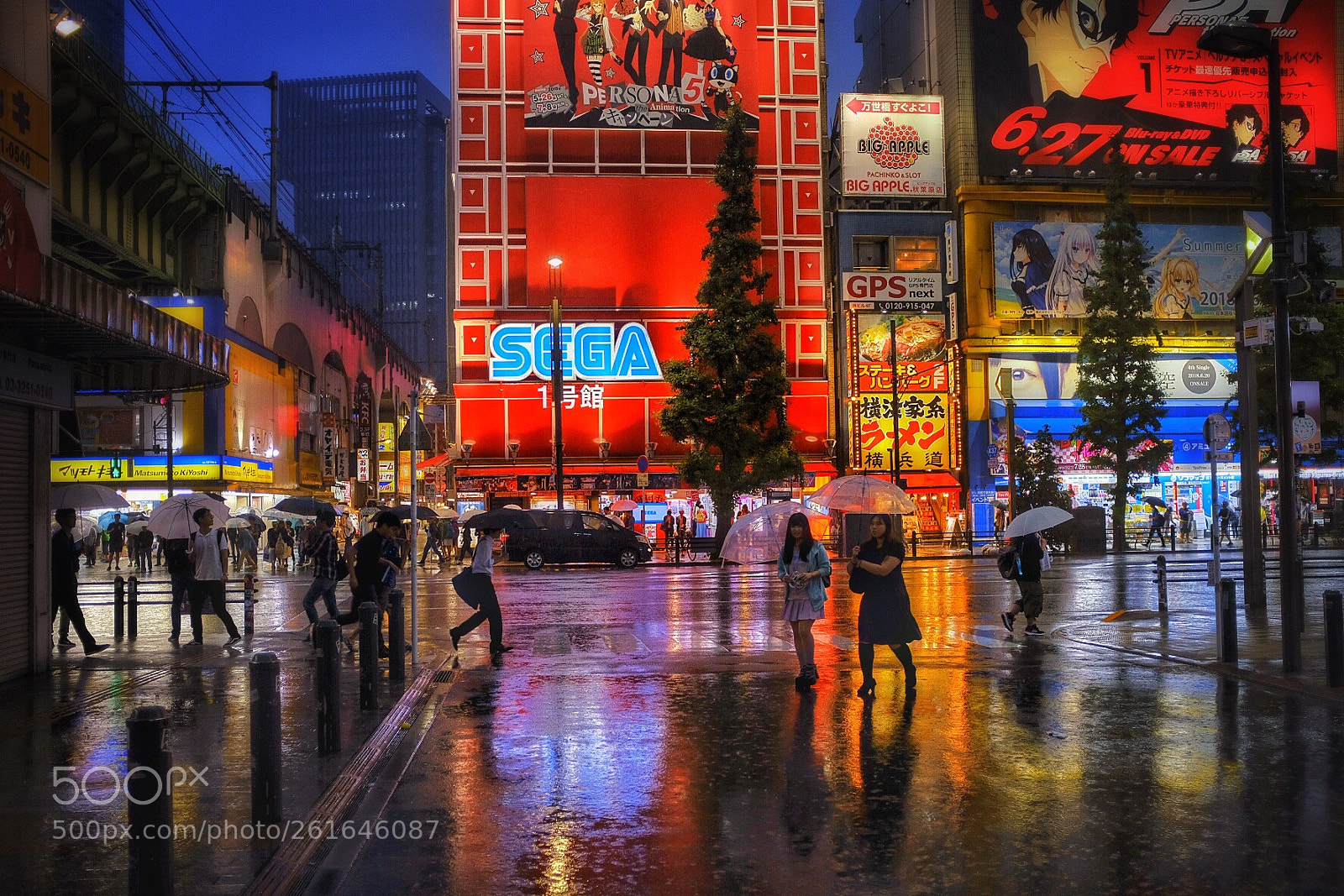 Fujifilm X100F sample photo. Rainy night  photography