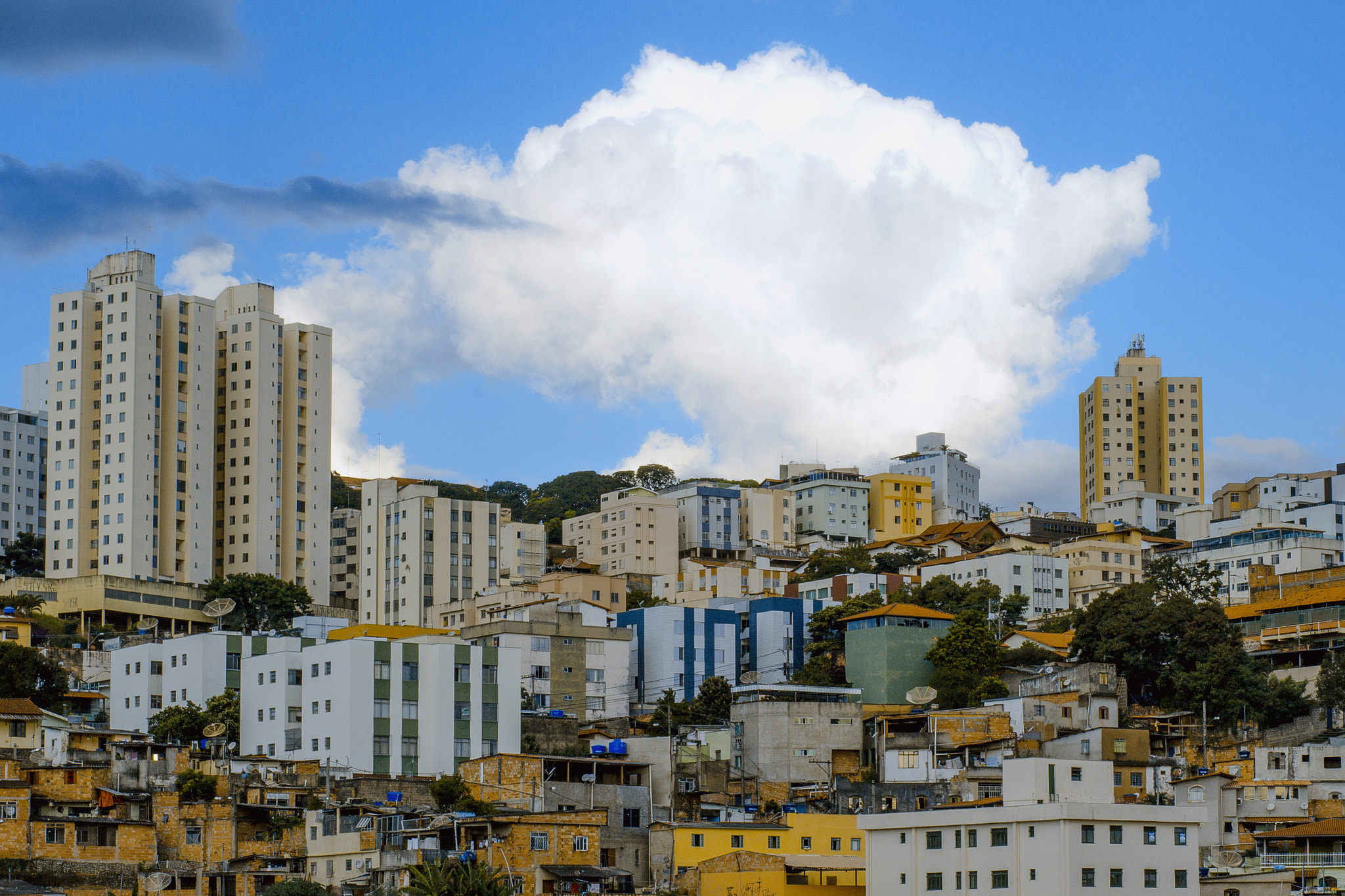 Canon EOS 100D (EOS Rebel SL1 / EOS Kiss X7) sample photo. Belo horizonte photography