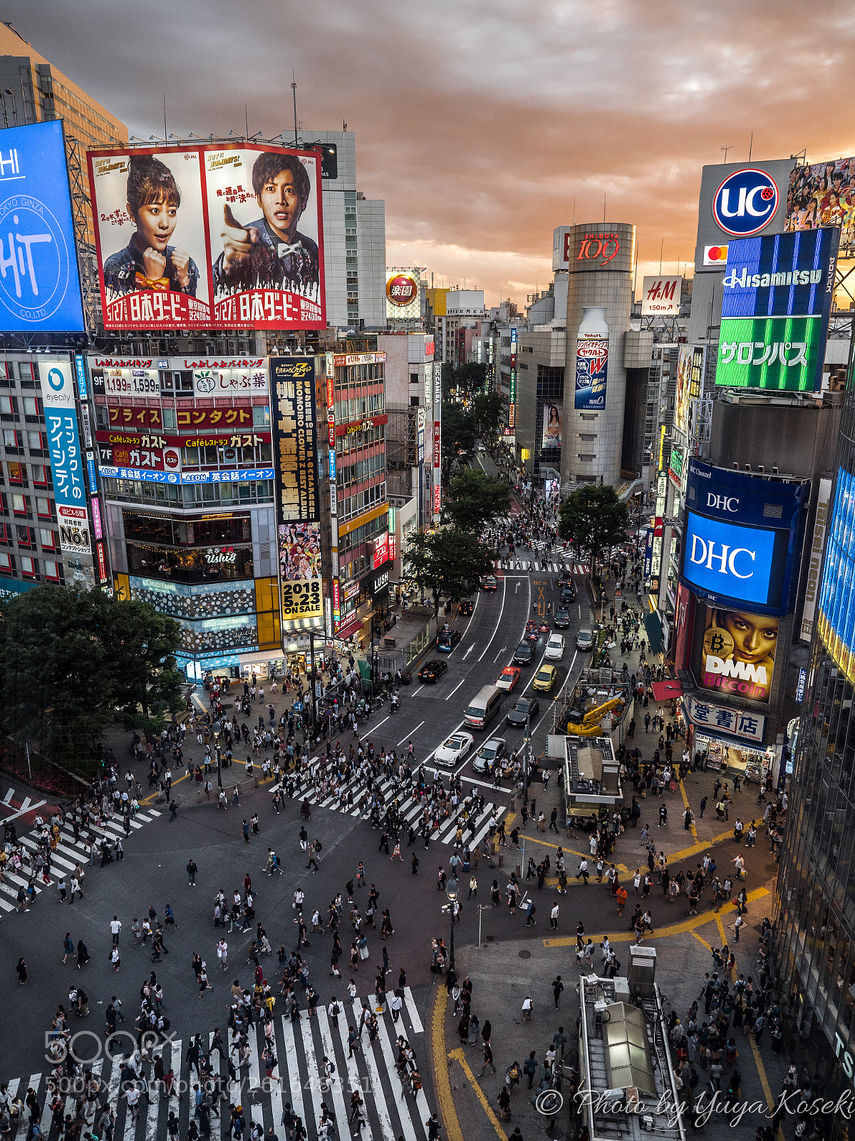 Panasonic Lumix DC-G9 sample photo. Scramble photography