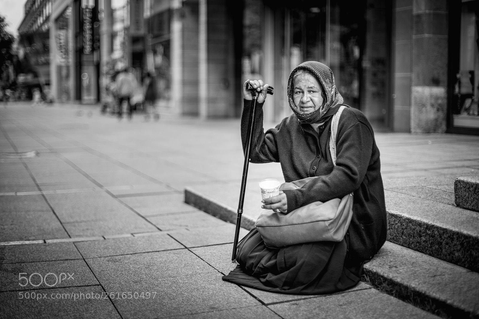 Canon EOS 6D sample photo. Homeless woman, stuttgart photography