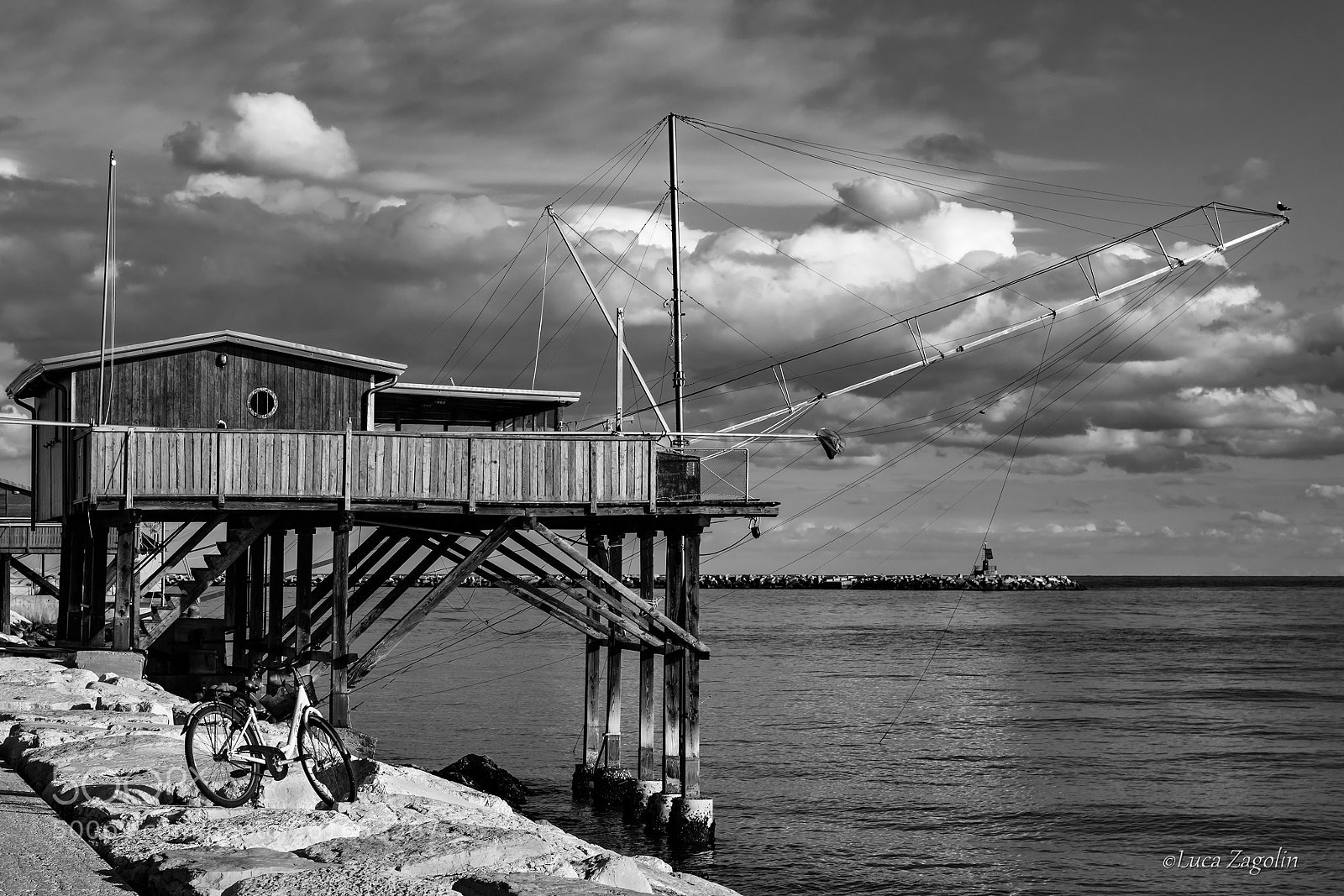 Canon EOS 80D sample photo. Fishing hut photography