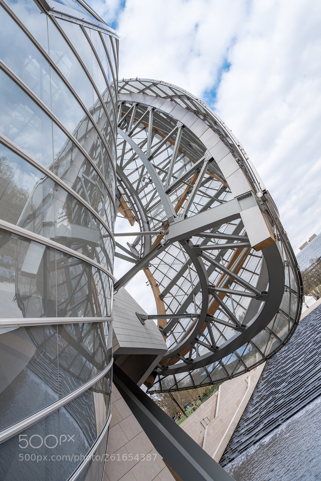 Nikon D750 sample photo. Fondation louis vuitton photography