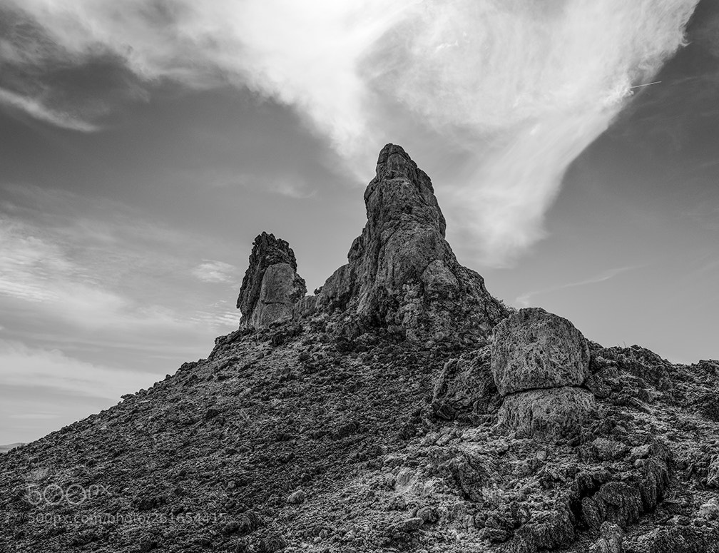 Fujifilm GFX 50S sample photo. Pinnacles and cloud photography