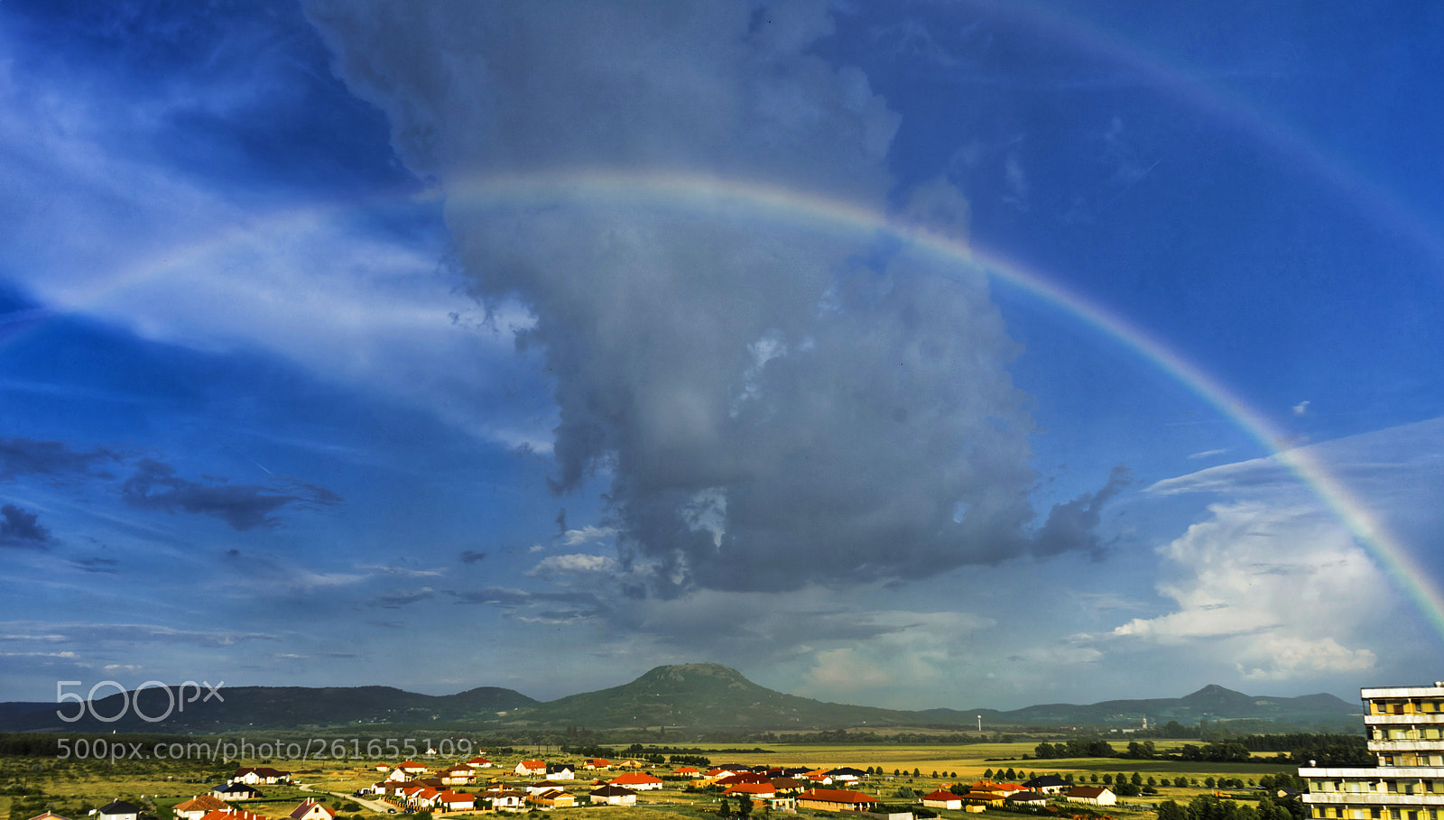 Sony a7 II sample photo. Somwehre above the rainbow photography