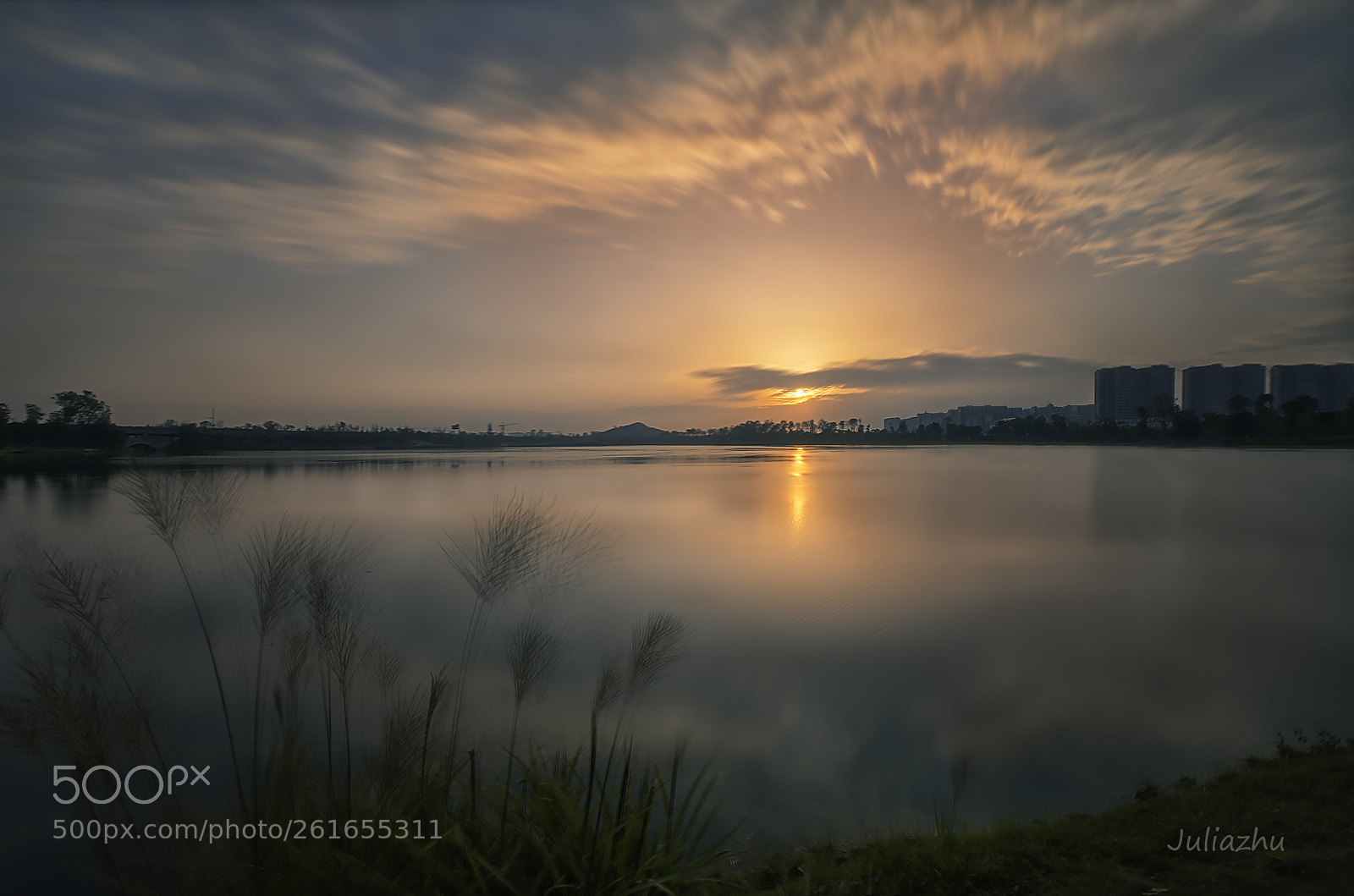 Canon EOS 5D Mark IV sample photo. Sunset photography