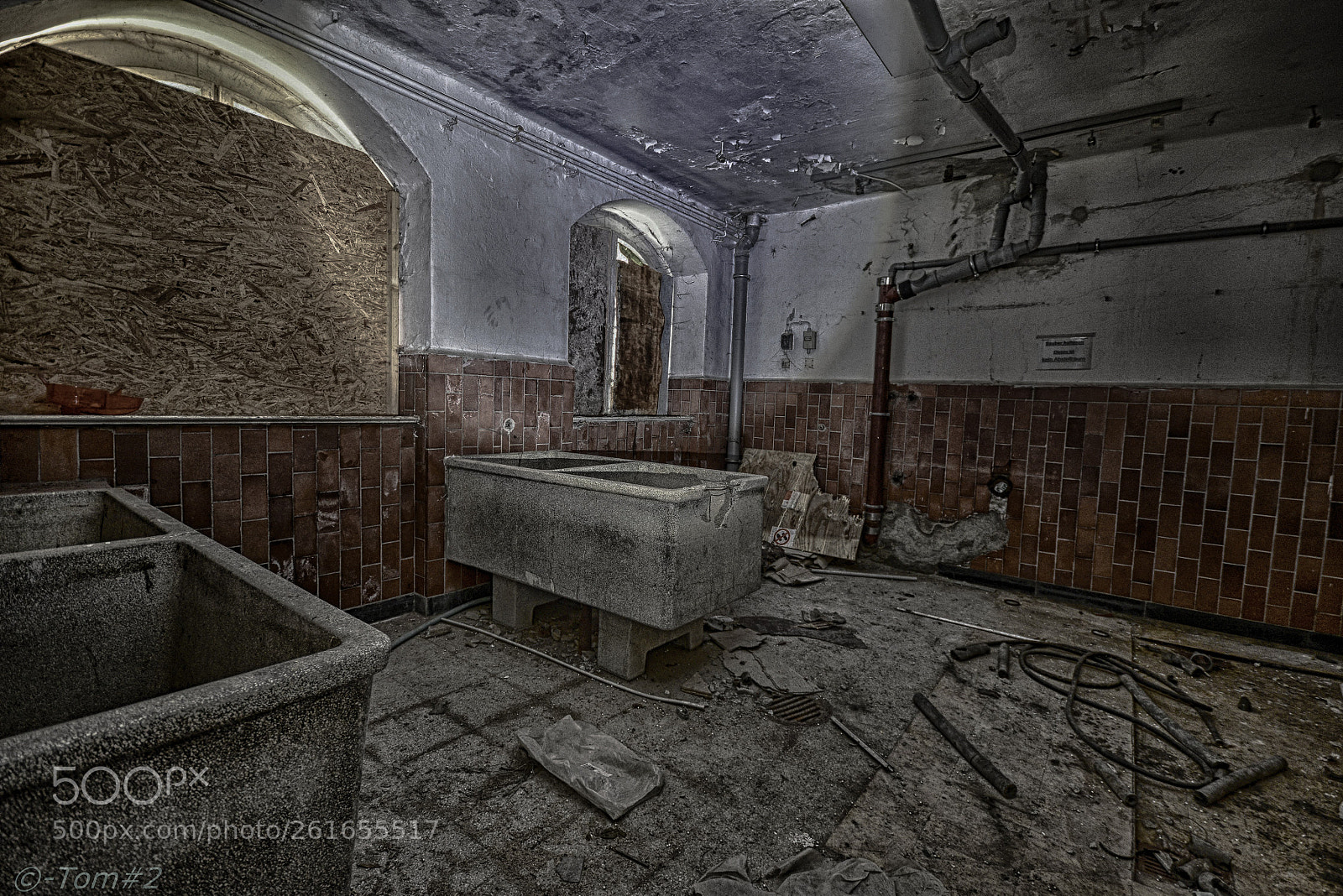 Nikon D5500 sample photo. In the basement room photography