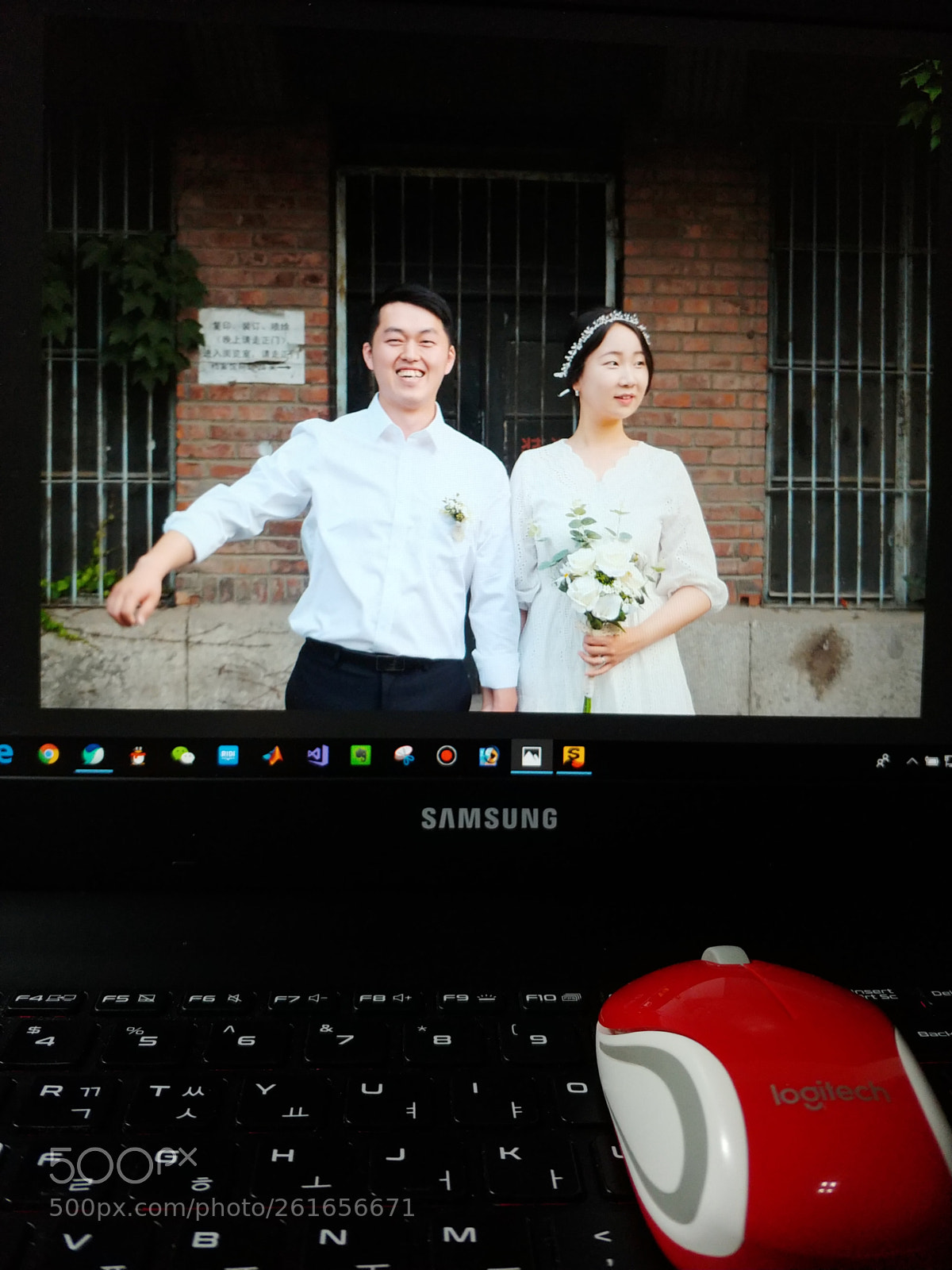 LG M-V300S sample photo. Wedding photography