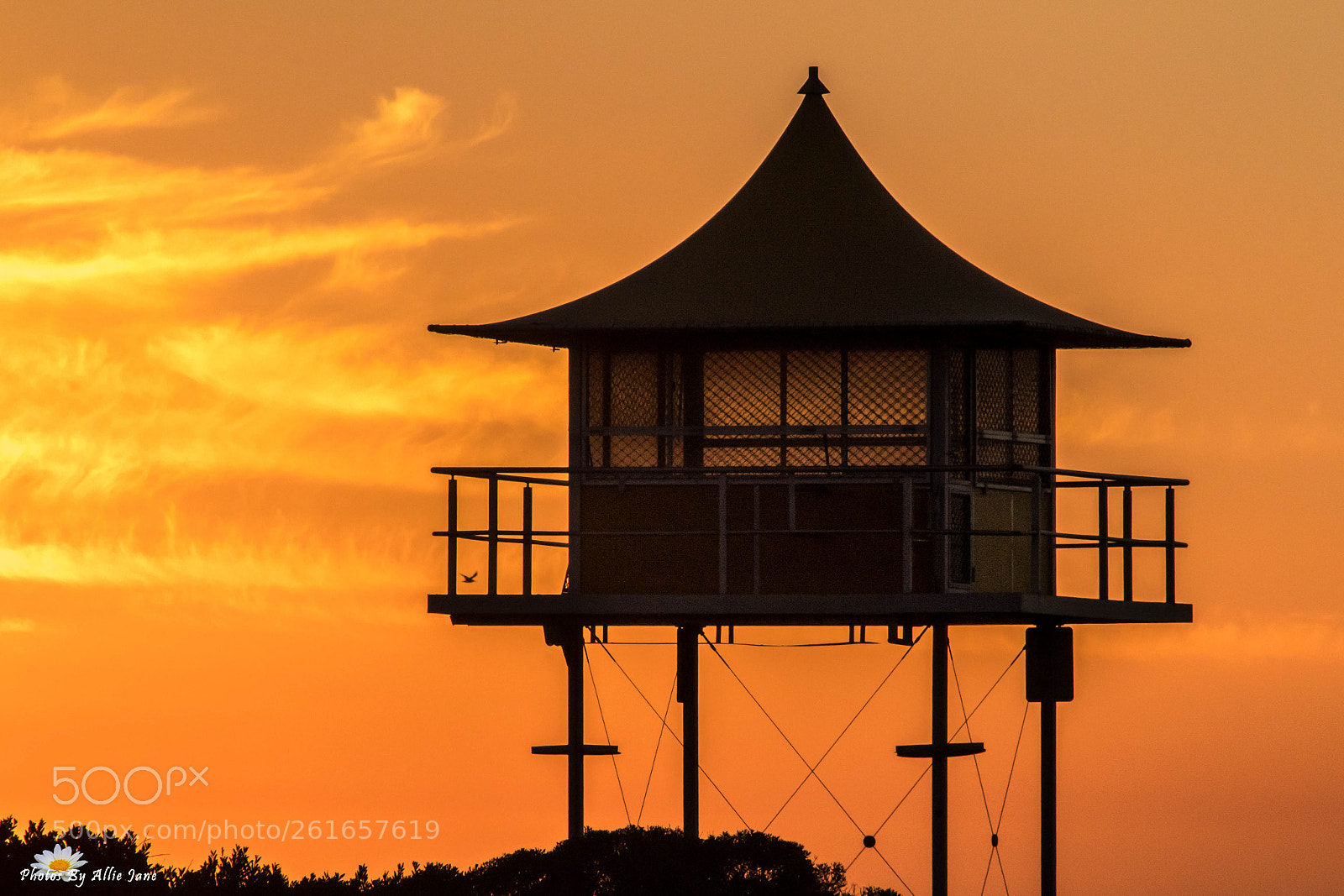 Canon EOS 1300D (EOS Rebel T6 / EOS Kiss X80) sample photo. Semaphore watchtower photography